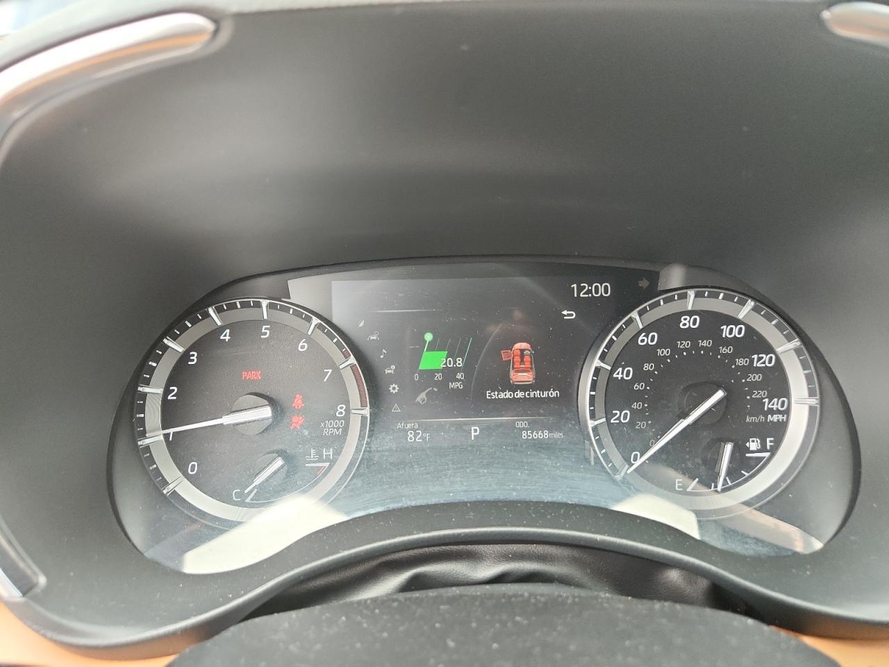2020 TOYOTA HIGHLANDER