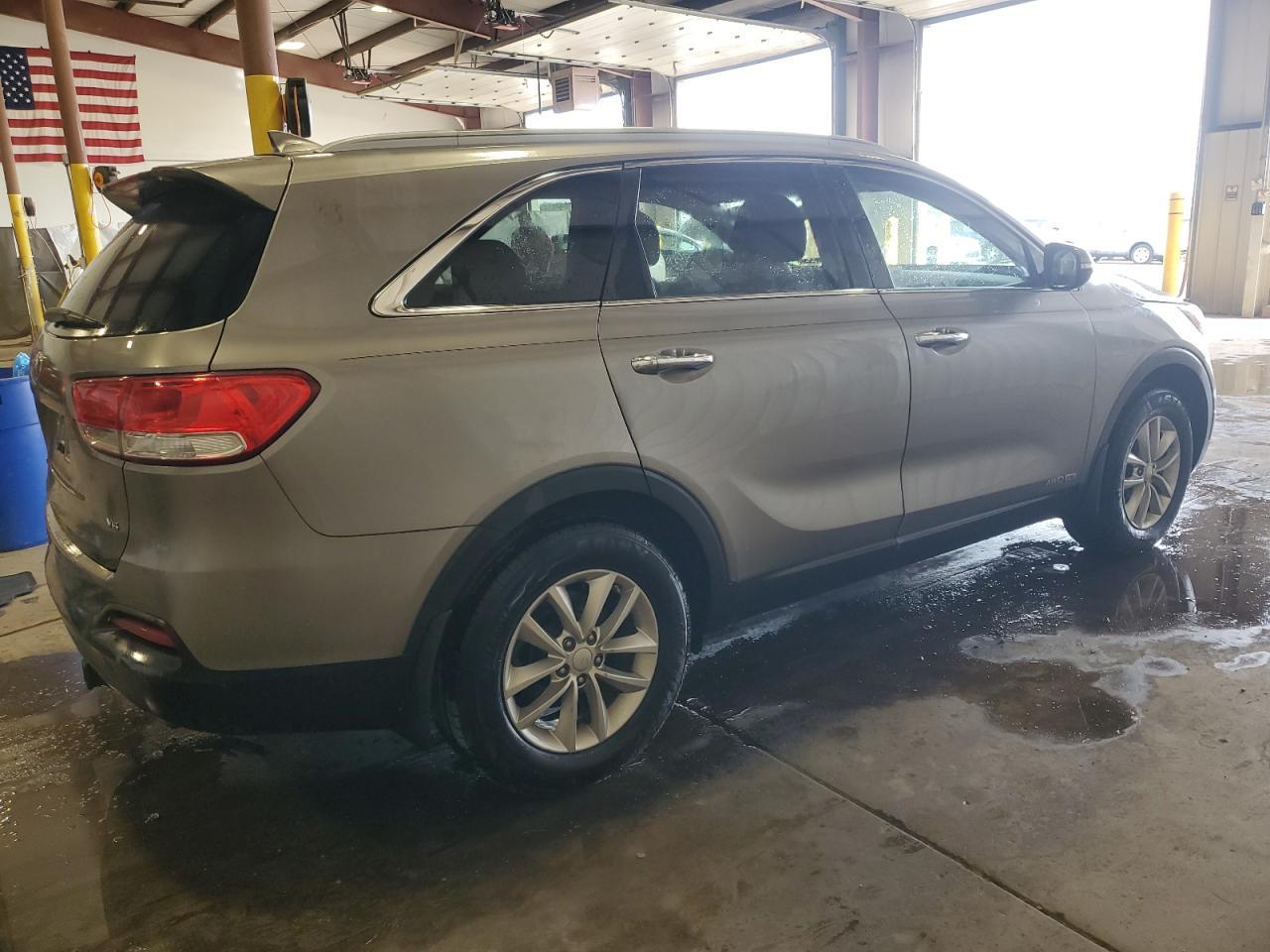 2017 KIA SORENTO