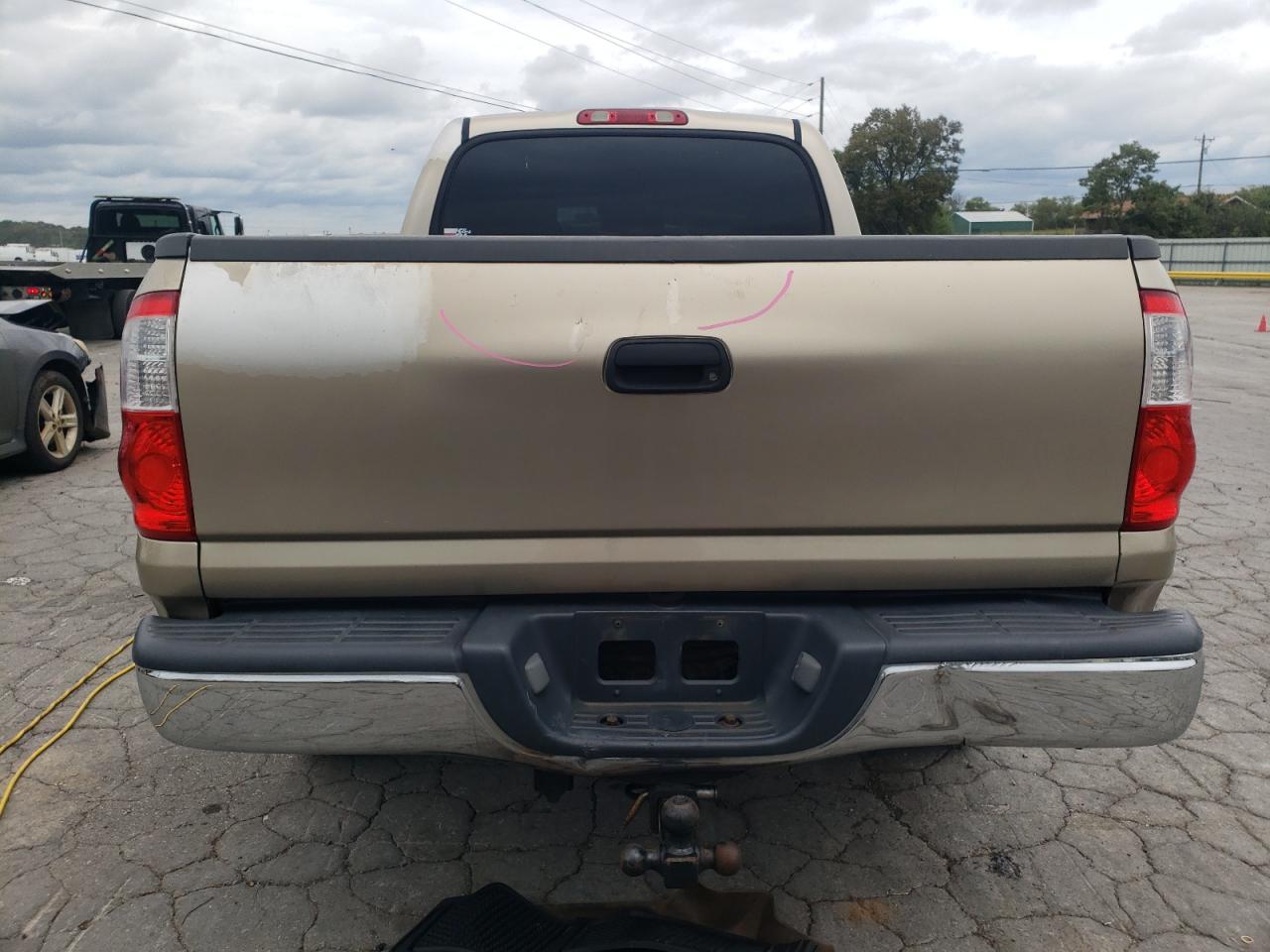 2004 TOYOTA TUNDRA