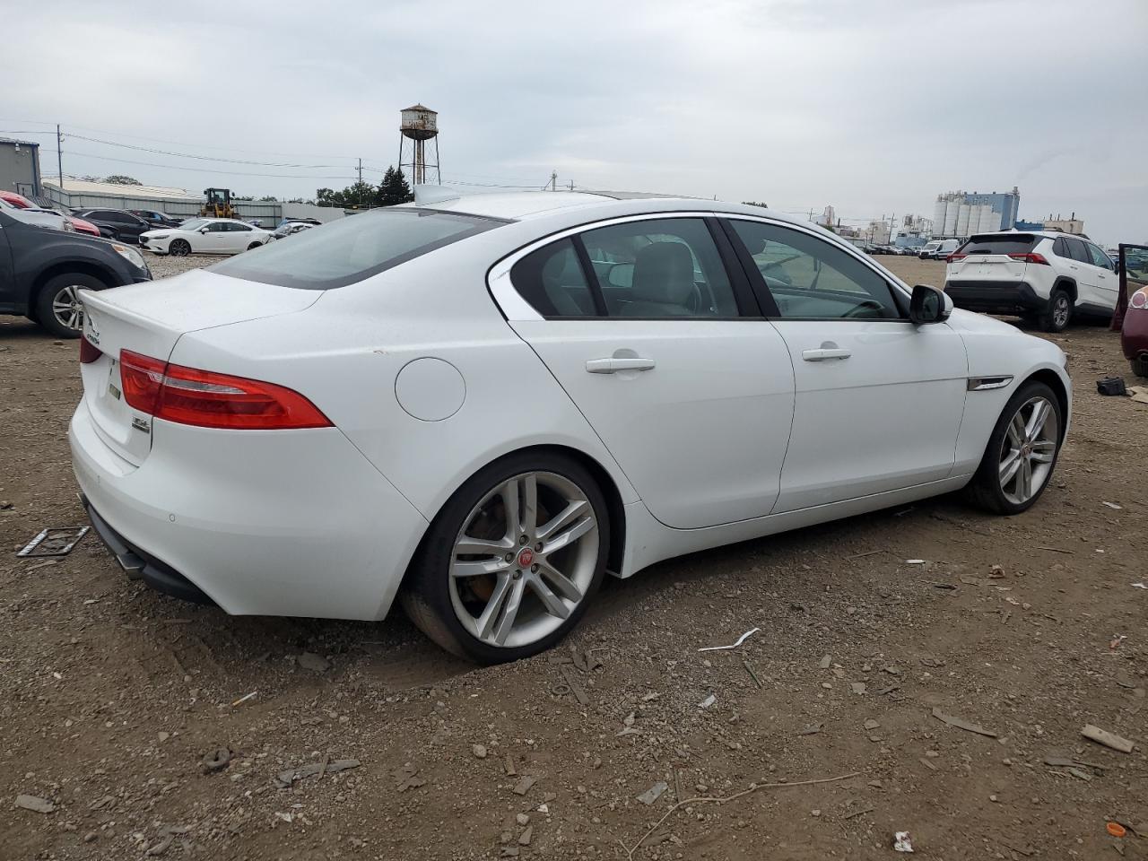 2017 JAGUAR XE