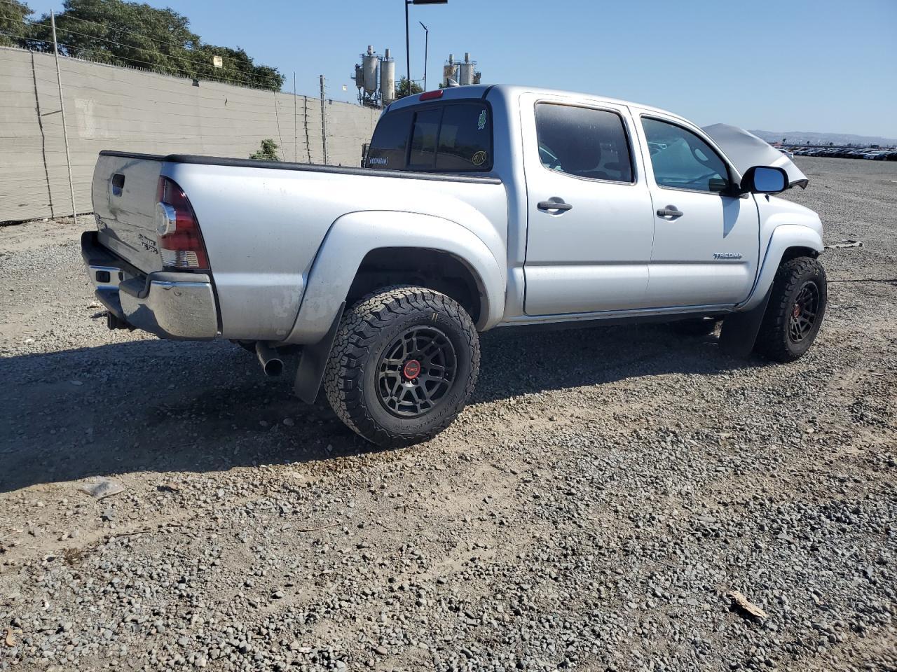 2012 TOYOTA TACOMA