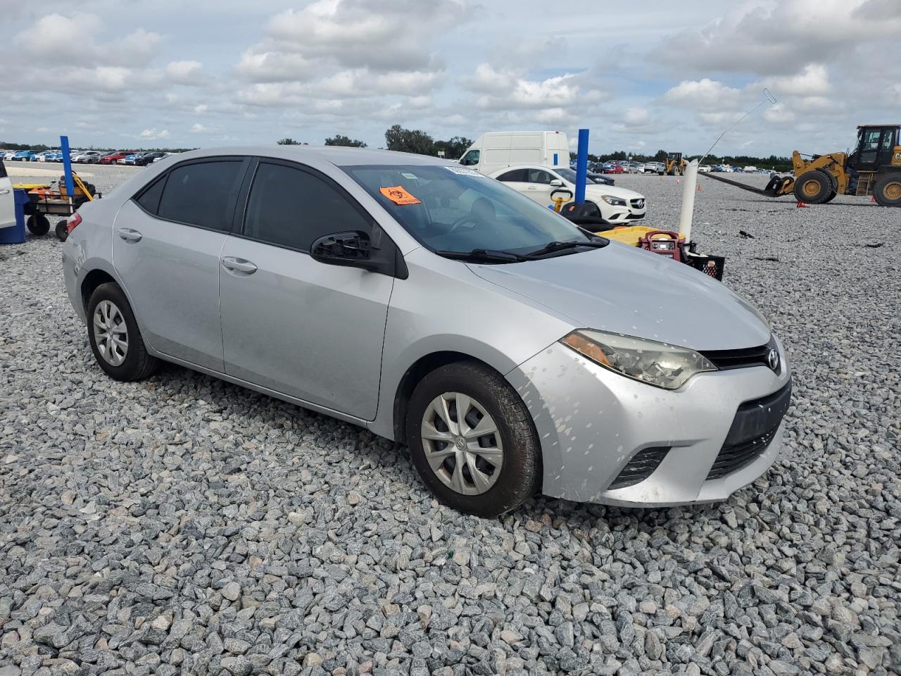 2015 TOYOTA COROLLA