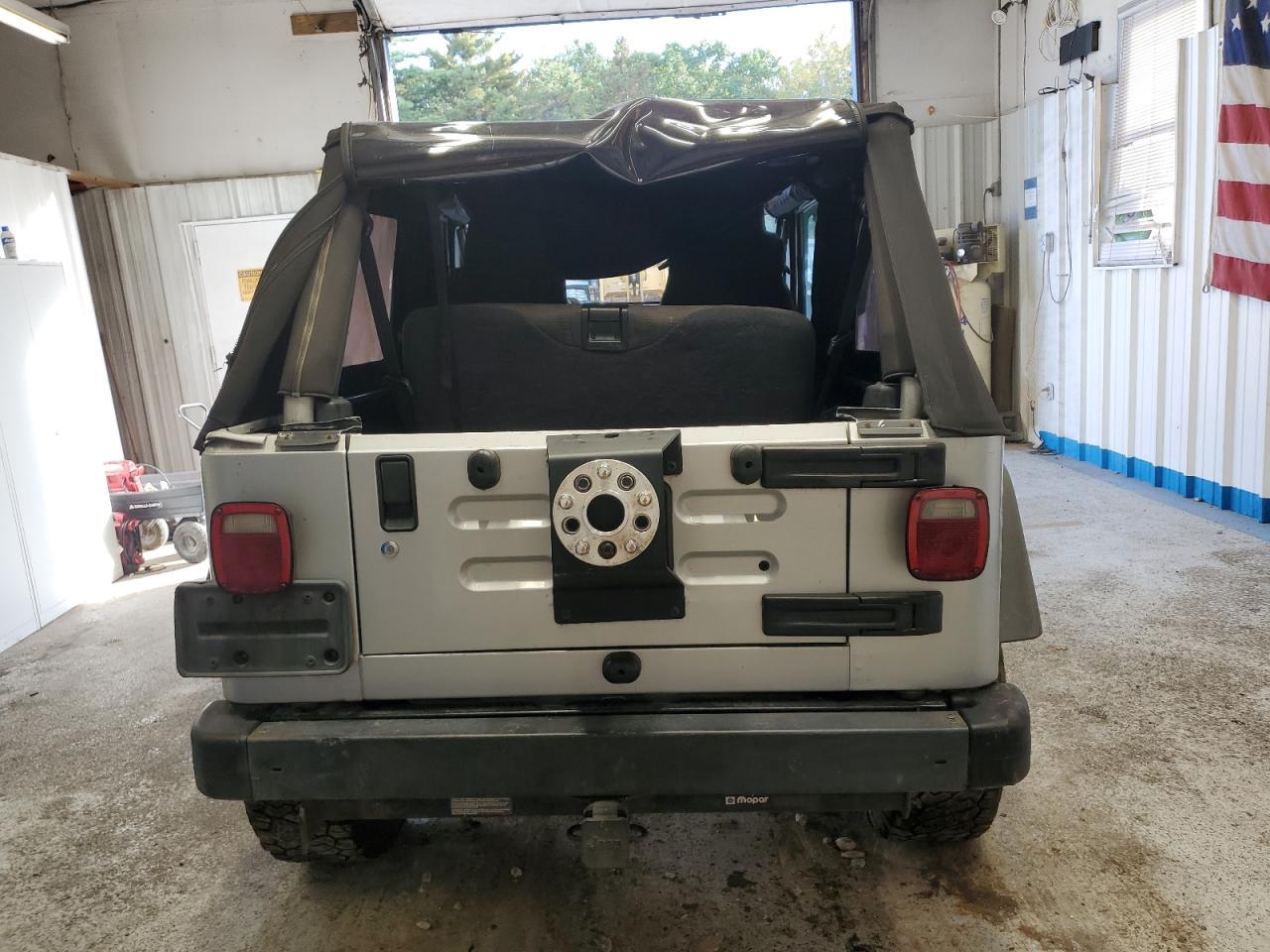 2004 JEEP WRANGLER