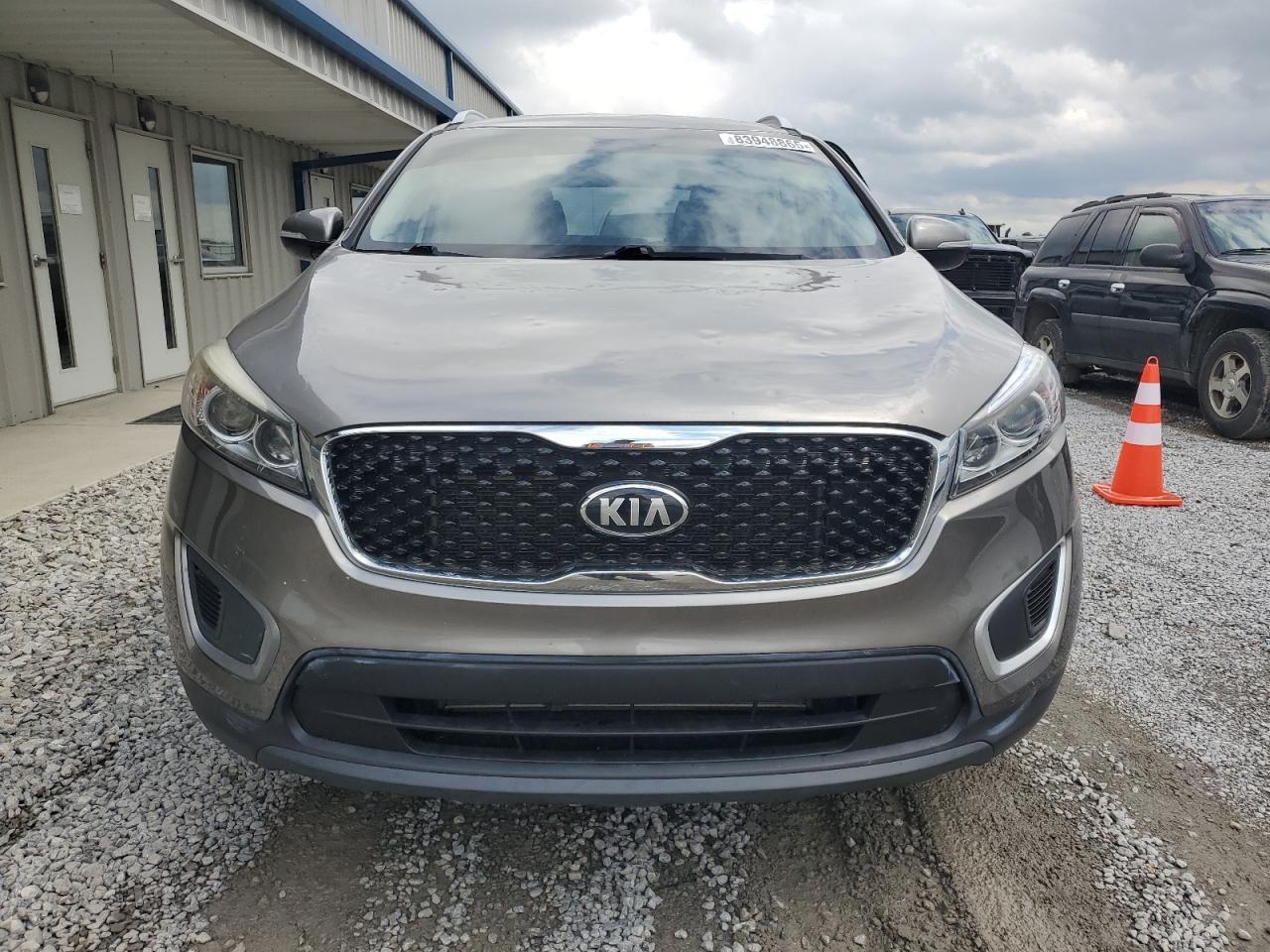 2016 KIA SORENTO