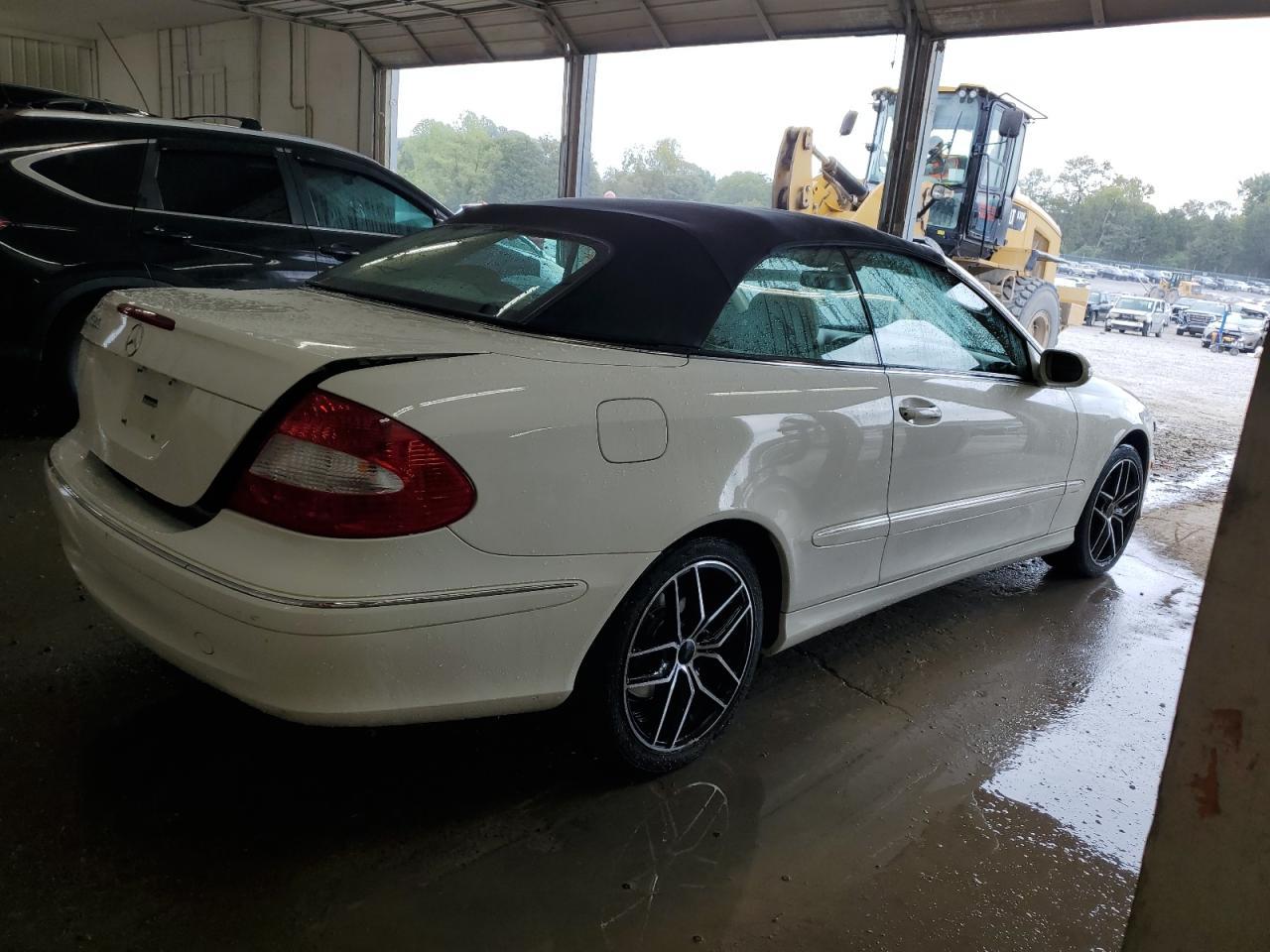 2006 MERCEDES-BENZ Clk-Class