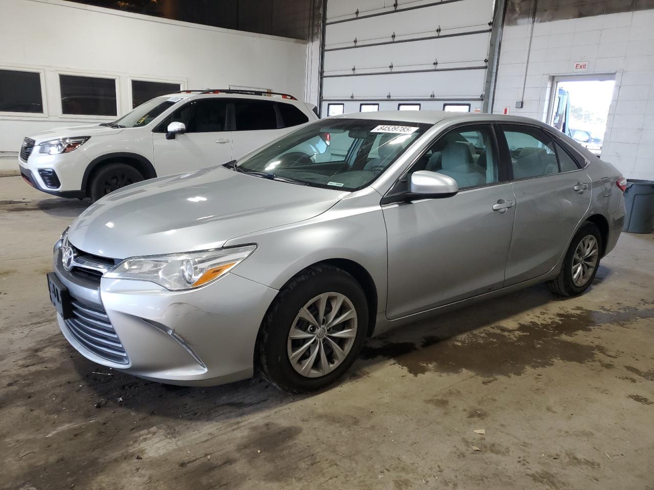 2017 TOYOTA CAMRY