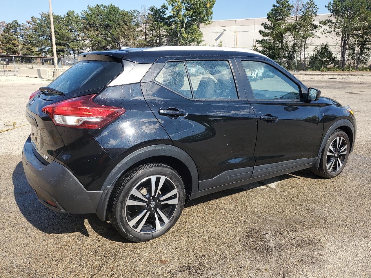 2020 NISSAN KICKS