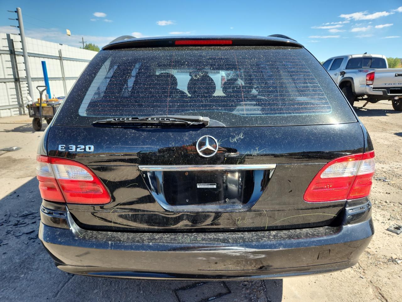 2004 MERCEDES-BENZ E-Class