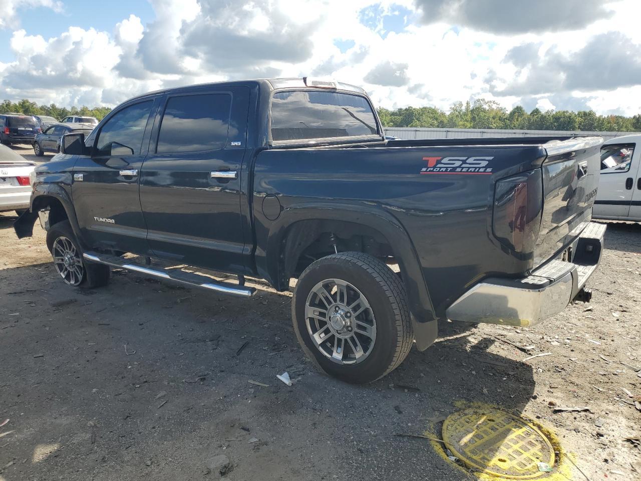 2016 TOYOTA TUNDRA