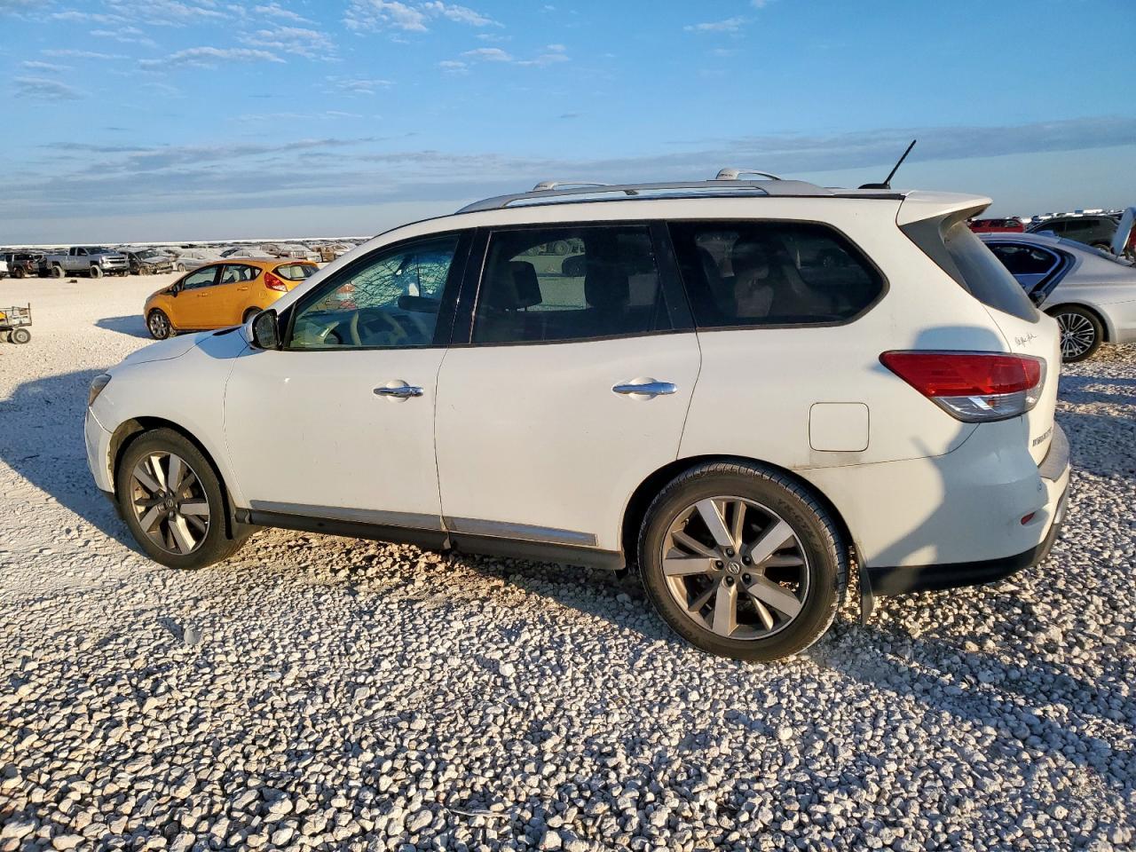 2014 NISSAN PATHFINDER