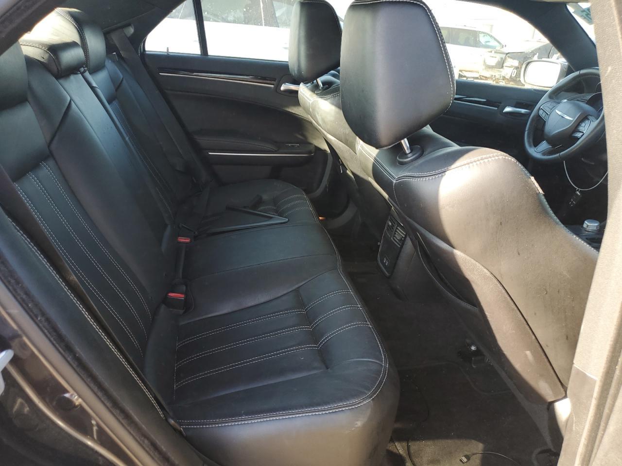 2018 CHRYSLER 300