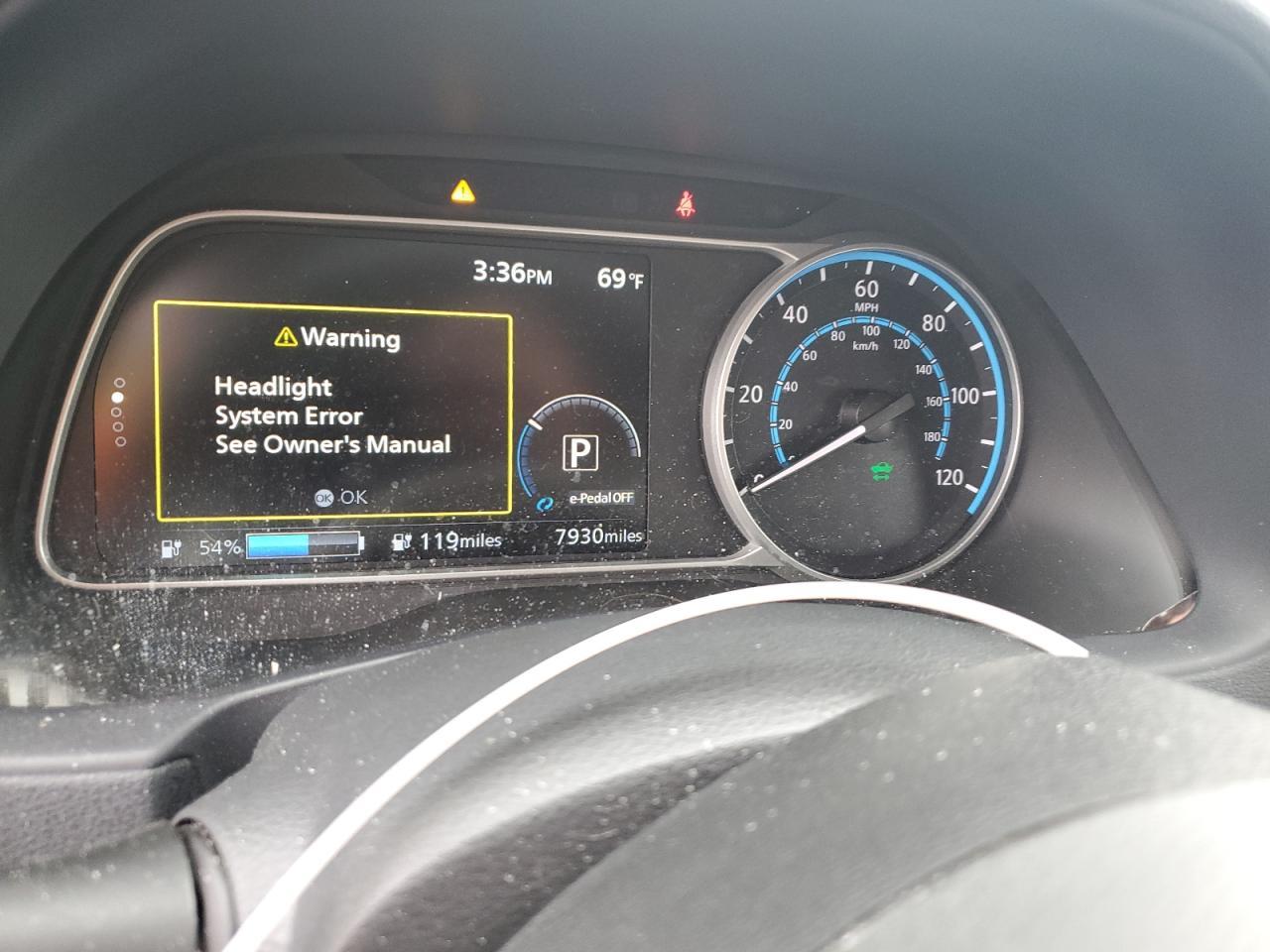 2025 NISSAN LEAF