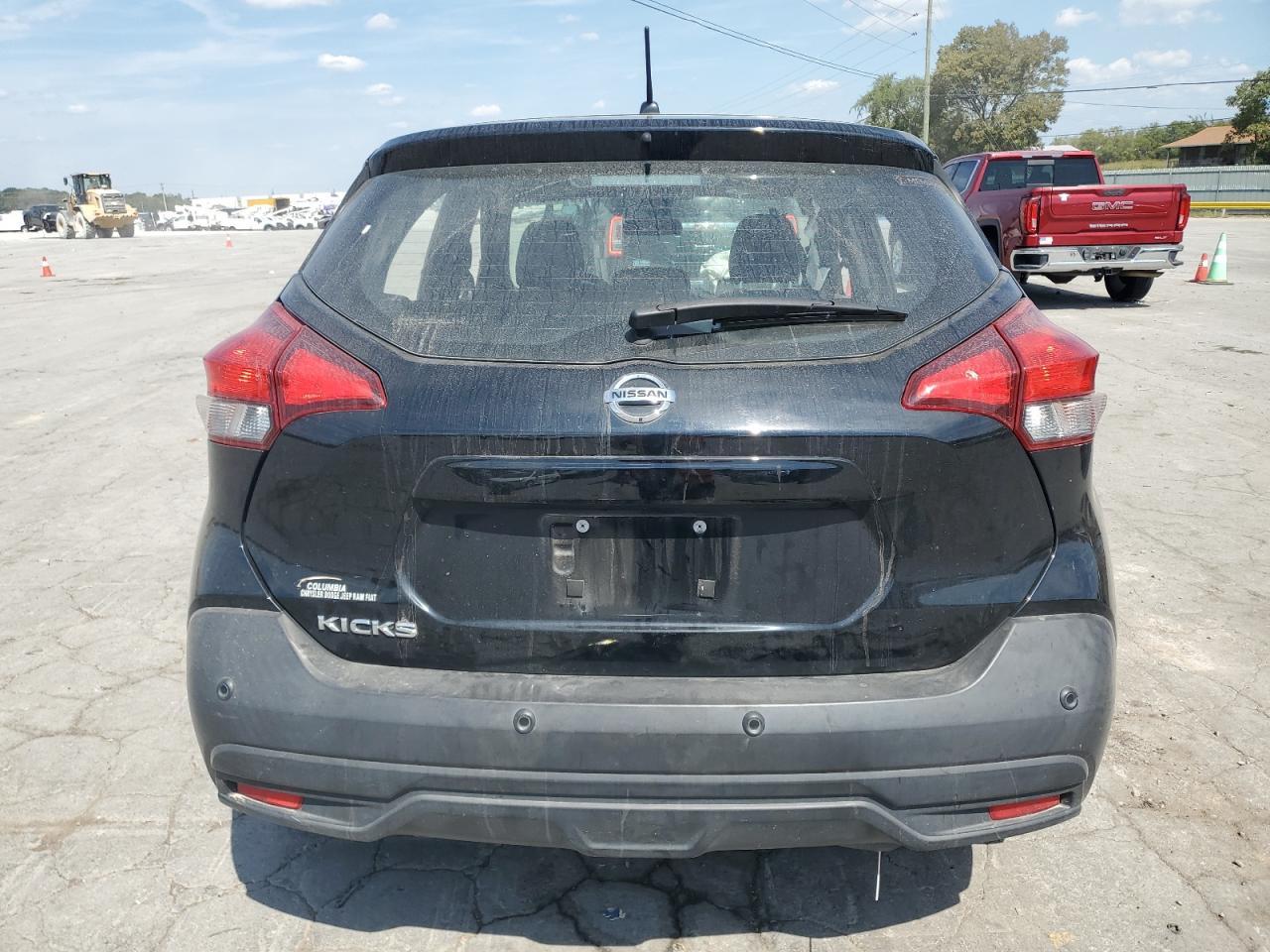 2020 NISSAN KICKS