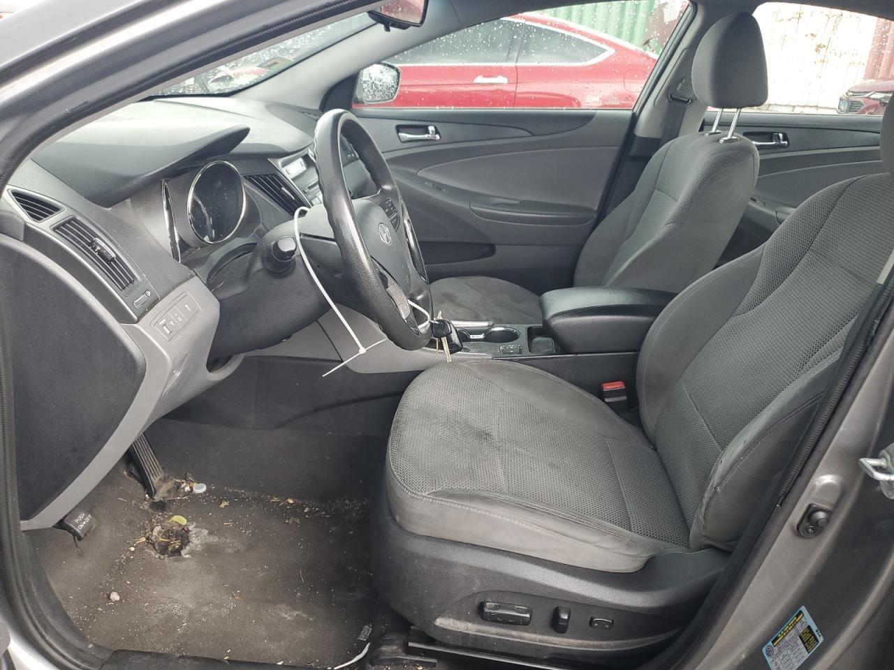 2013 HYUNDAI SONATA