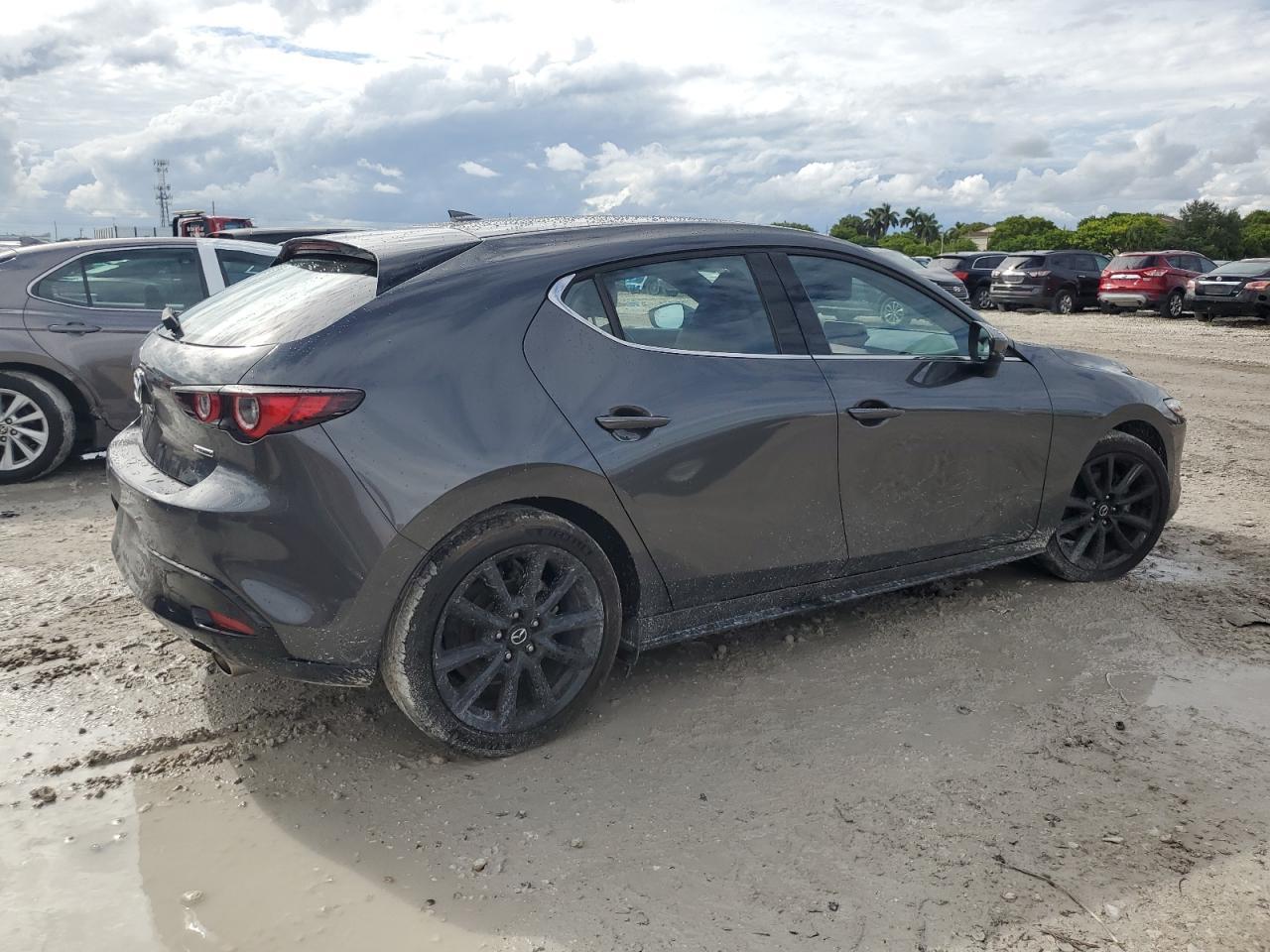 2022 MAZDA 3