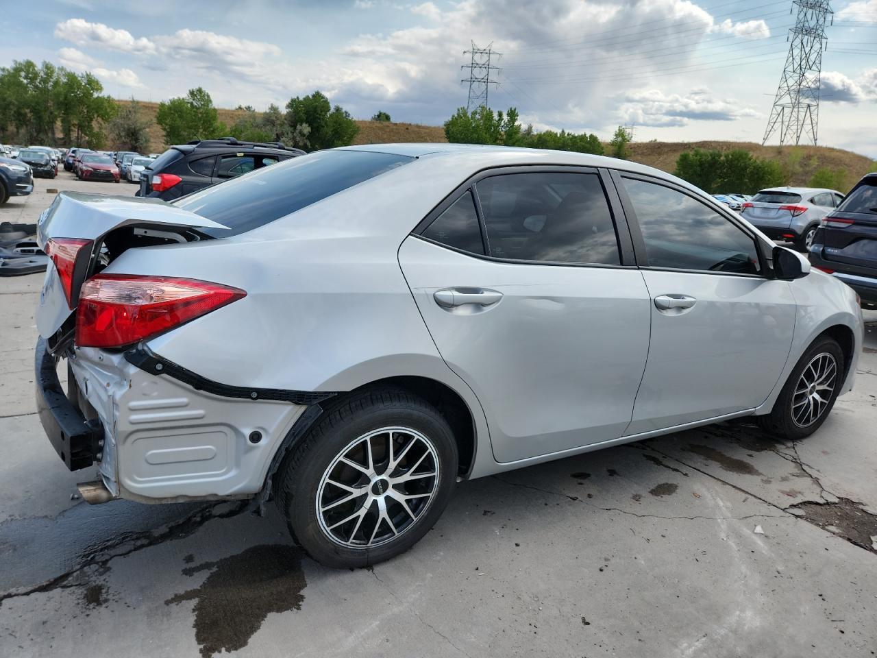 2018 TOYOTA COROLLA
