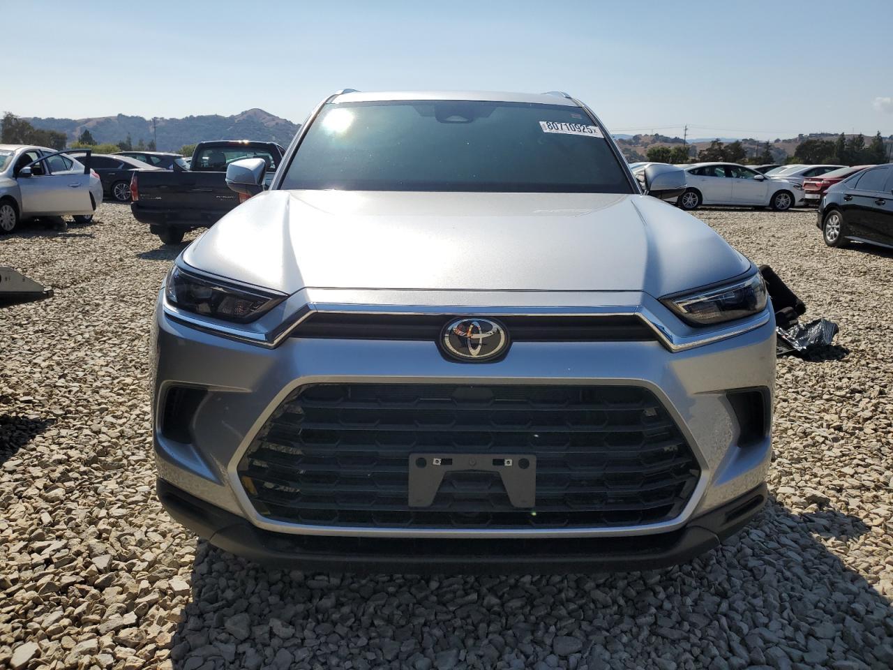 2024 TOYOTA HIGHLANDER