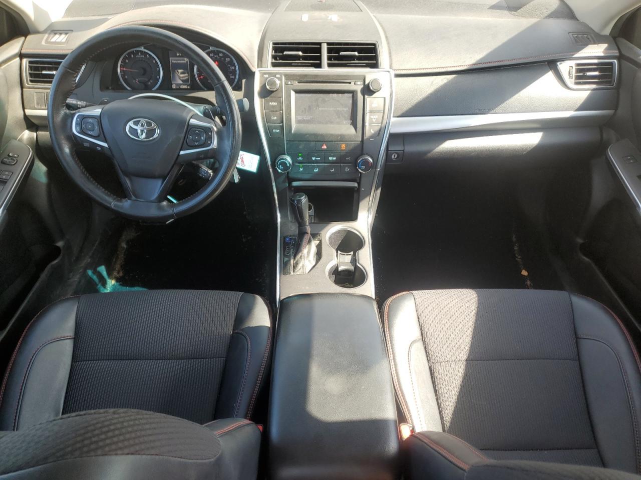 2016 TOYOTA CAMRY