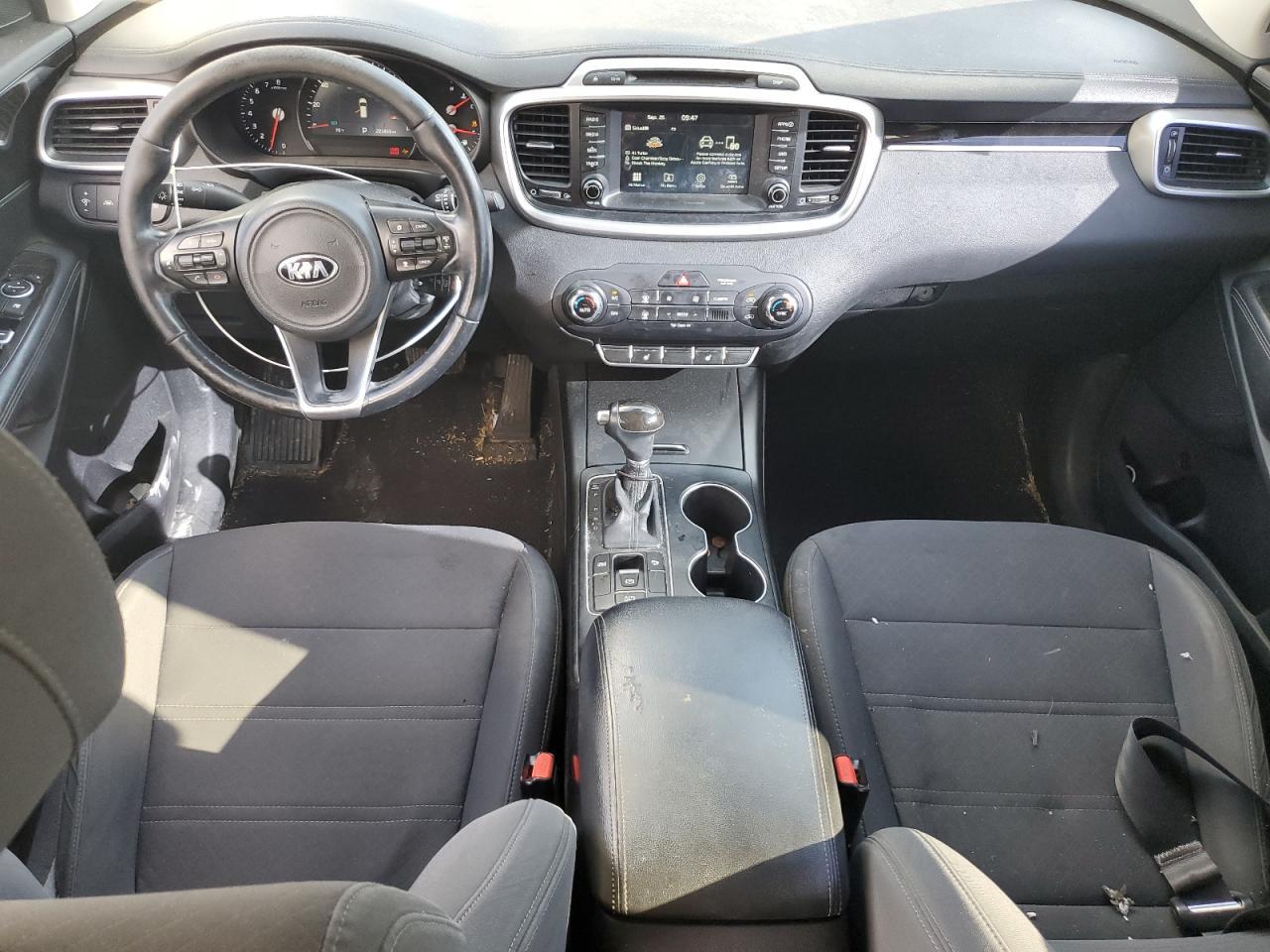 2017 KIA SORENTO