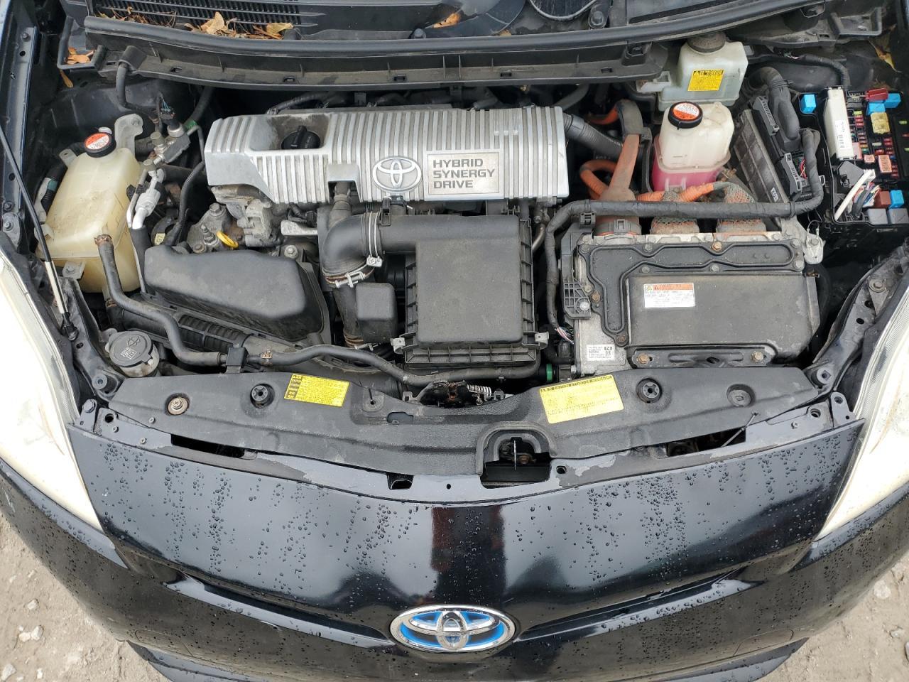 2014 TOYOTA PRIUS