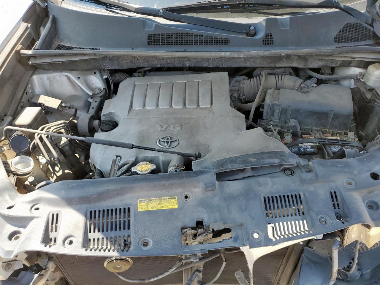 2010 TOYOTA HIGHLANDER