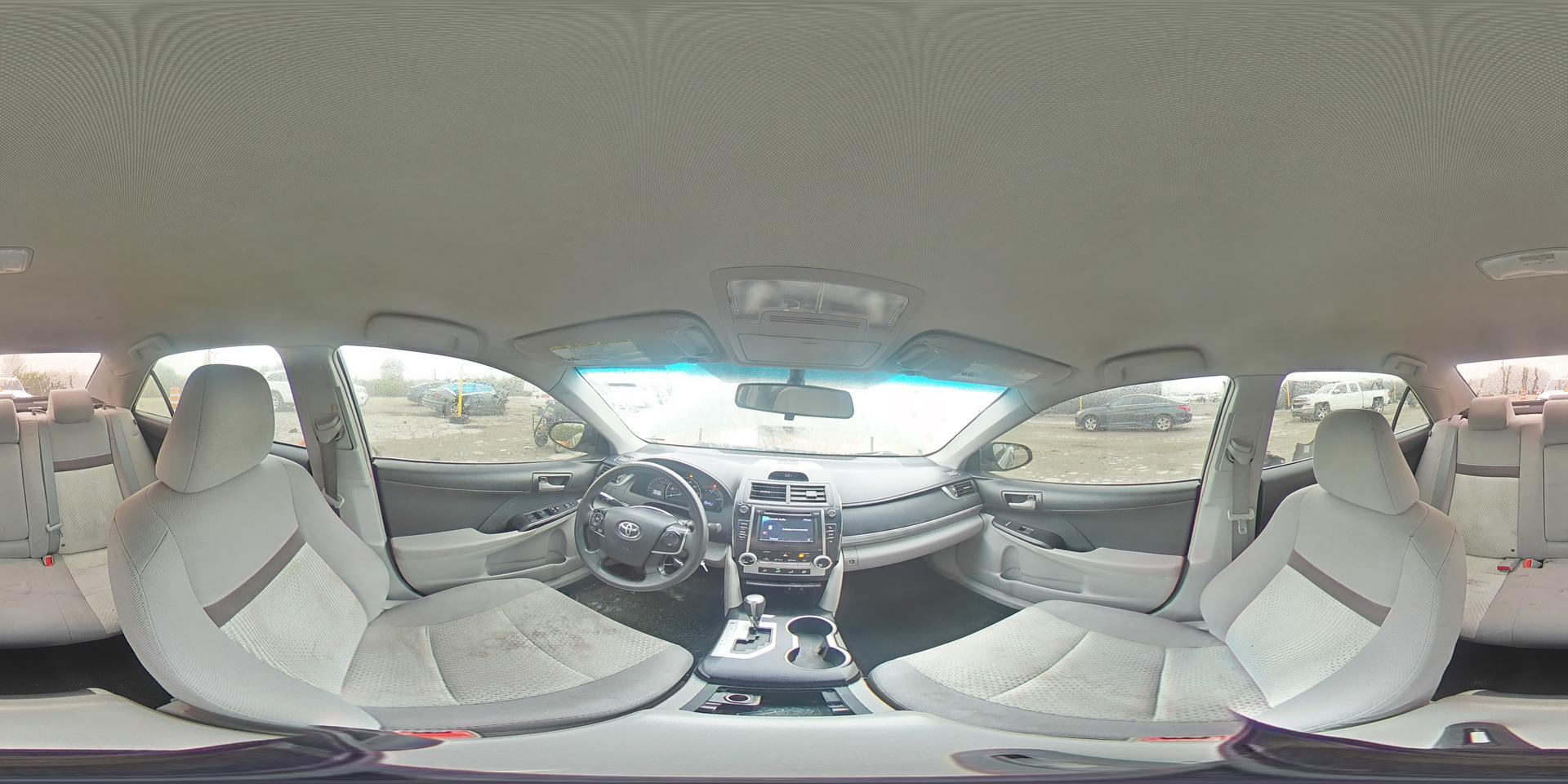 2014 TOYOTA CAMRY