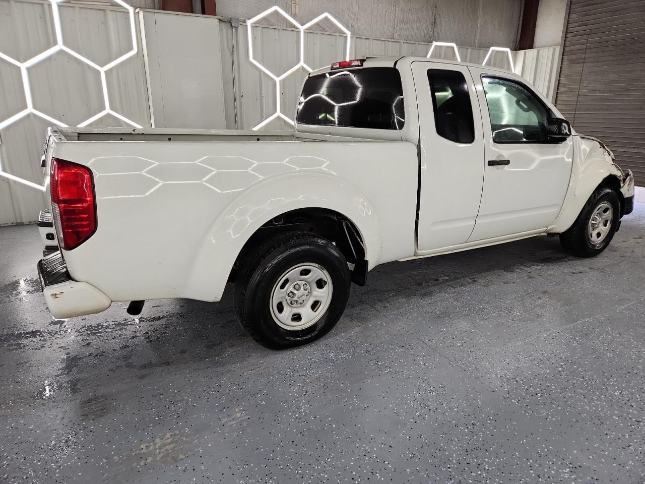 2018 NISSAN Frontier