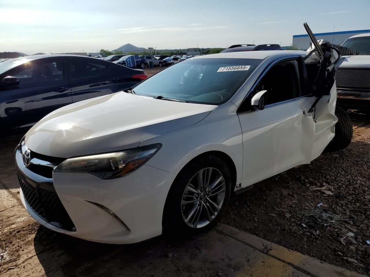 2015 TOYOTA CAMRY