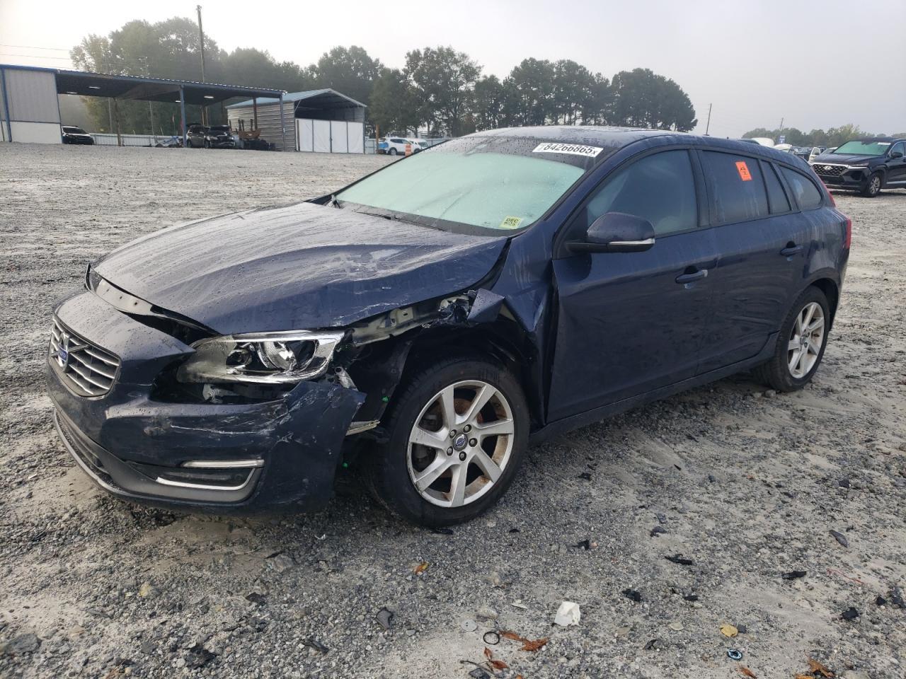 2015 VOLVO V60