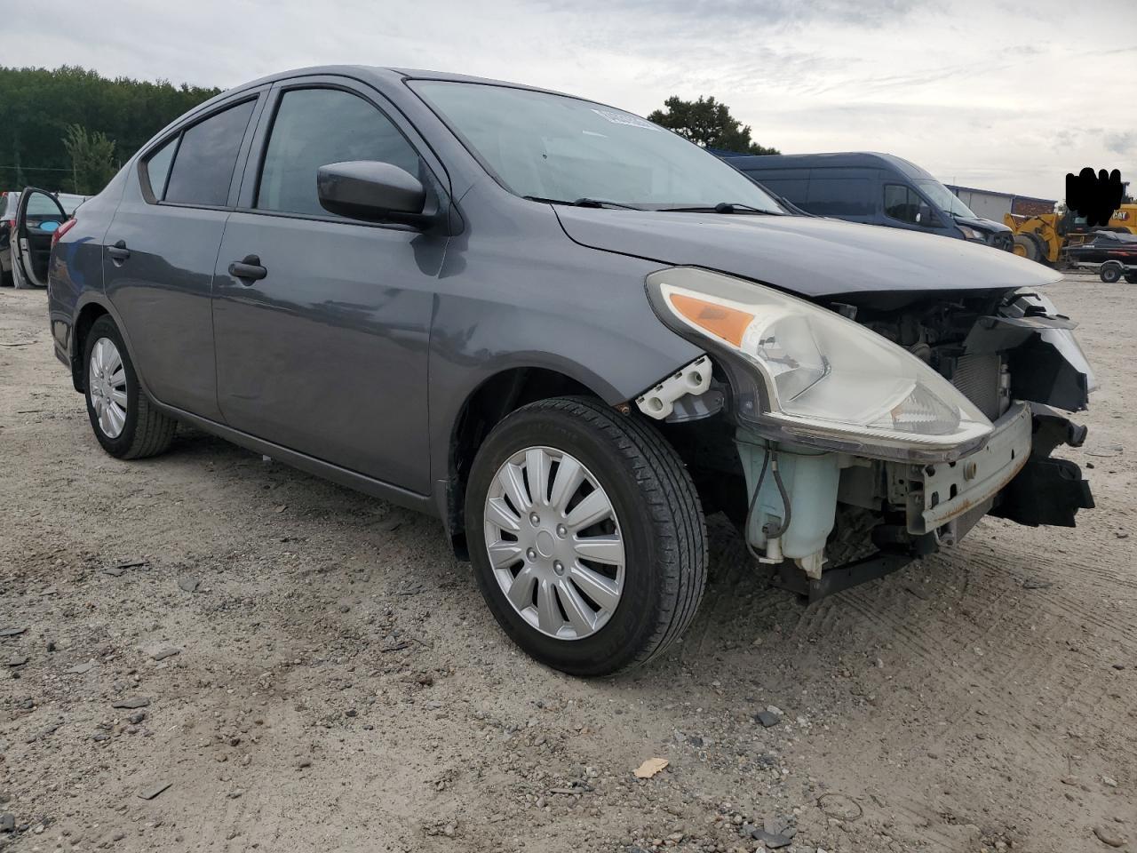 2016 NISSAN VERSA