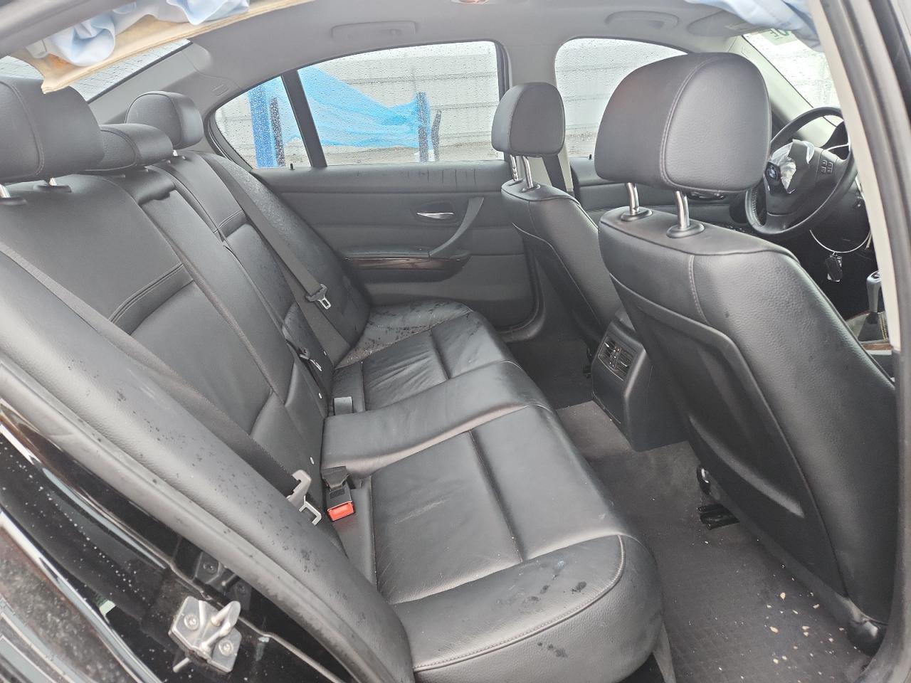 2011 BMW 3 SERIES