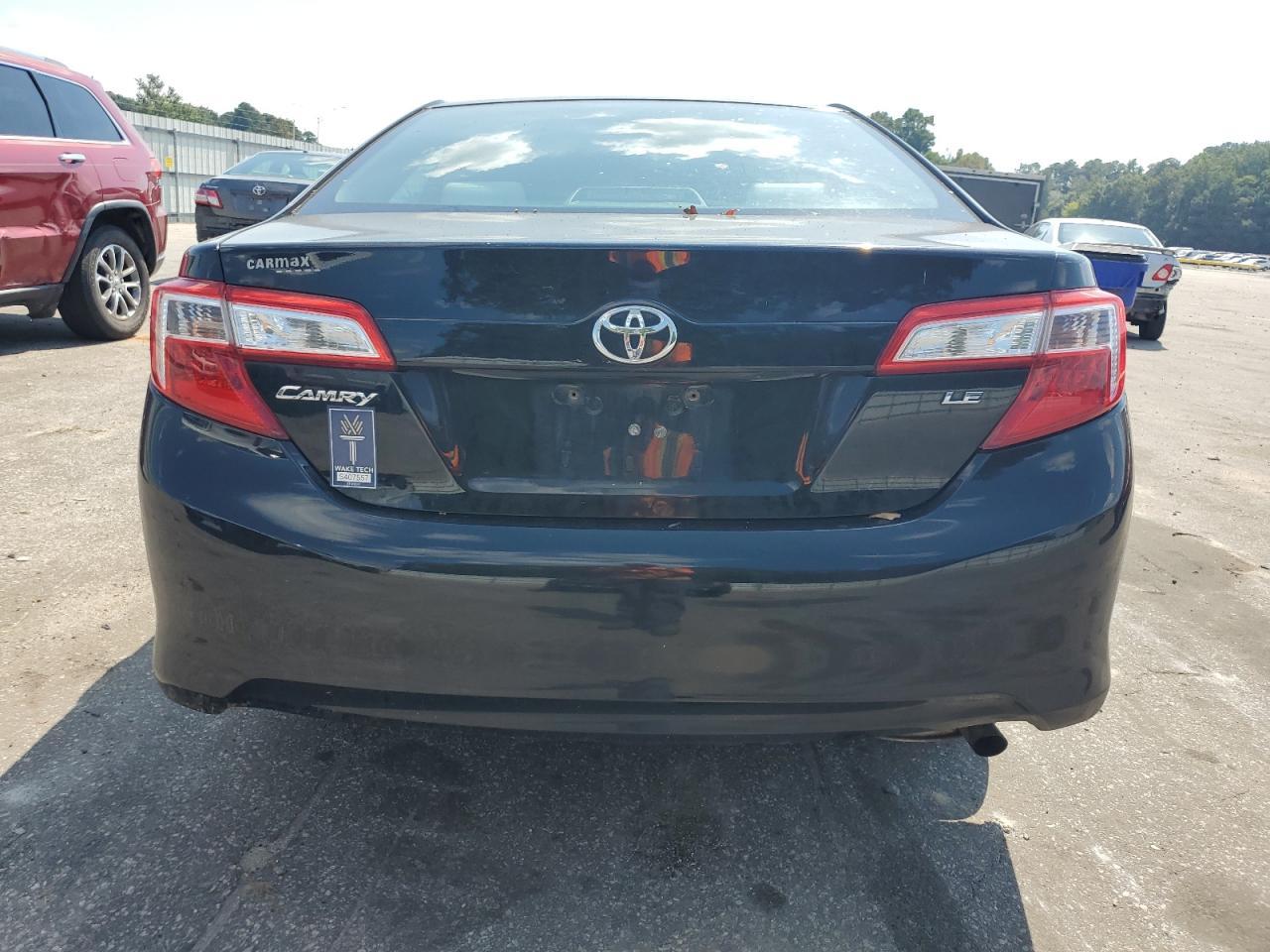 2012 TOYOTA CAMRY