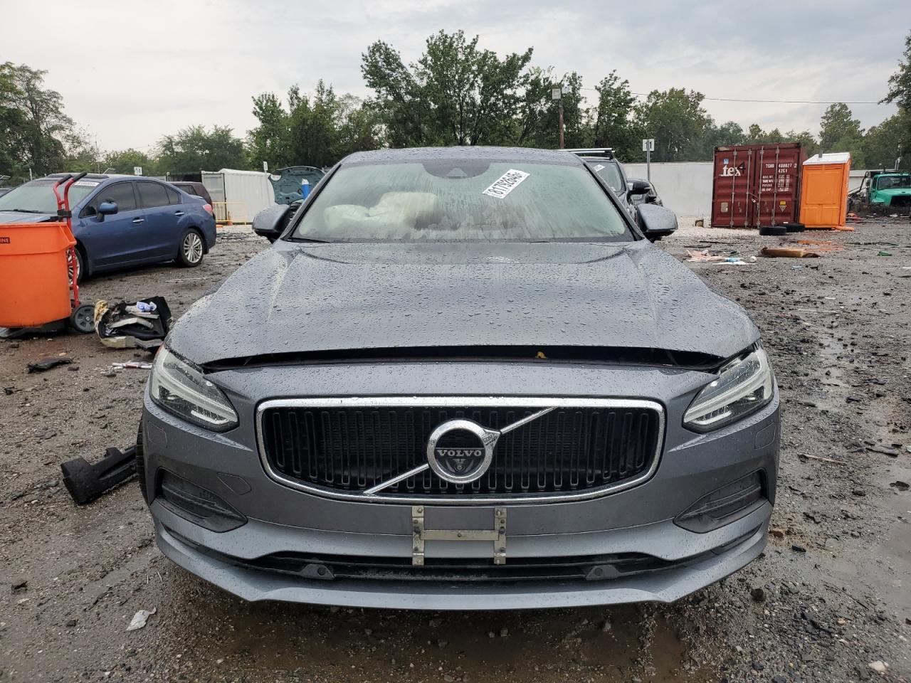 2018 VOLVO S90