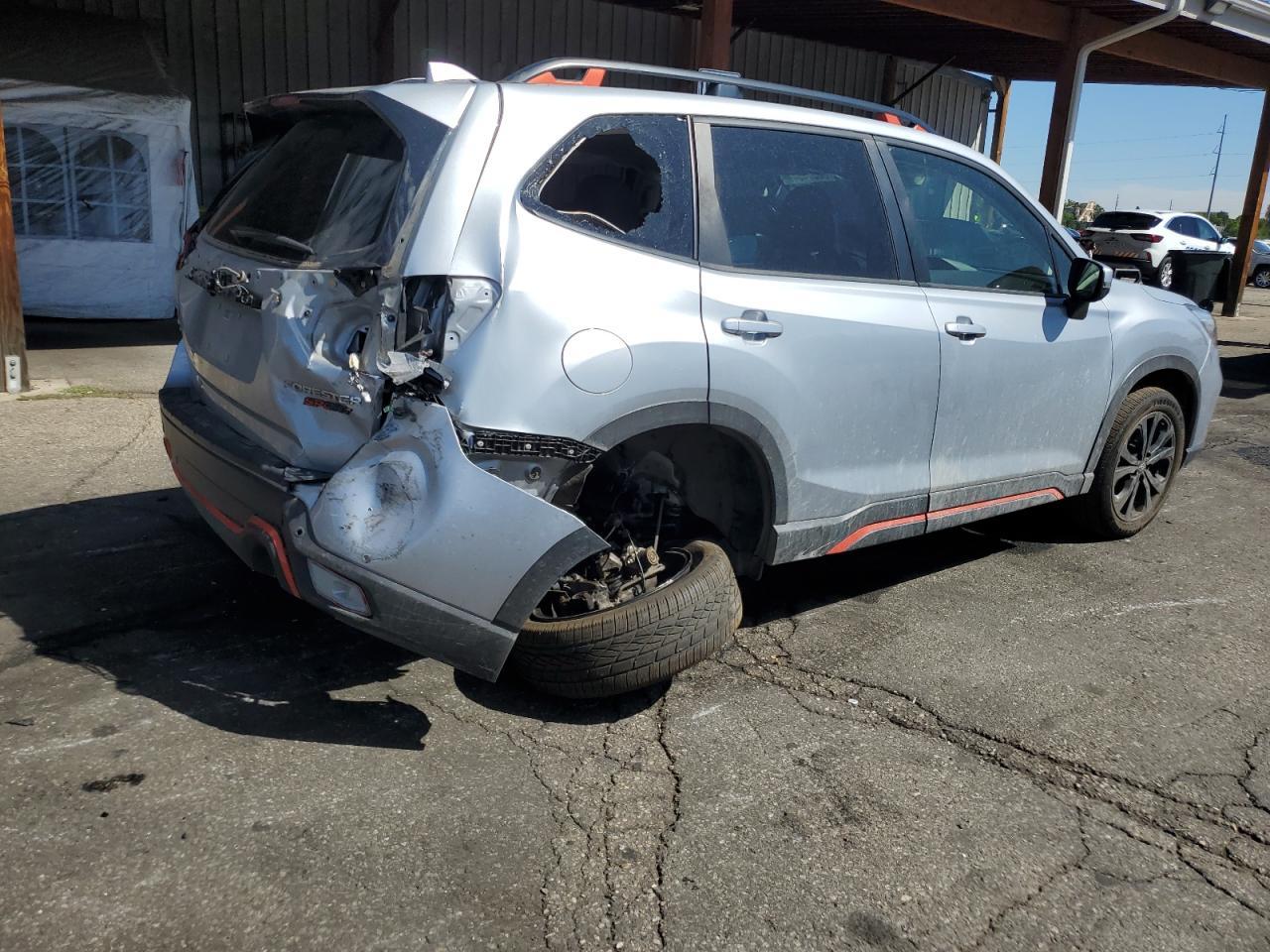 2020 SUBARU FORESTER