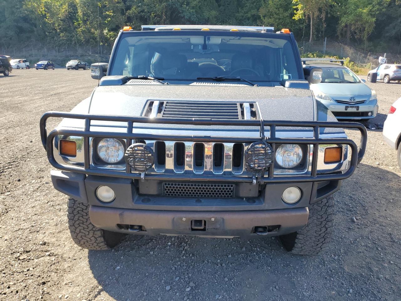 2005 HUMMER H2