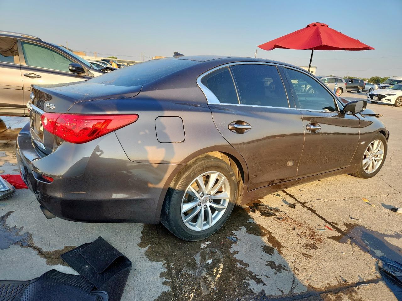 2017 INFINITI Q50
