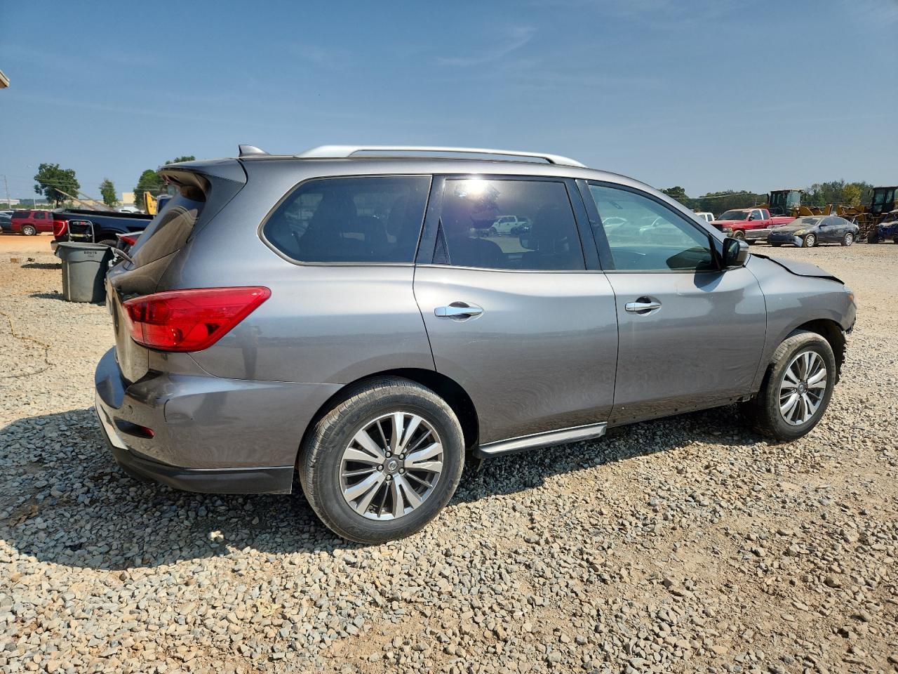 2019 NISSAN PATHFINDER