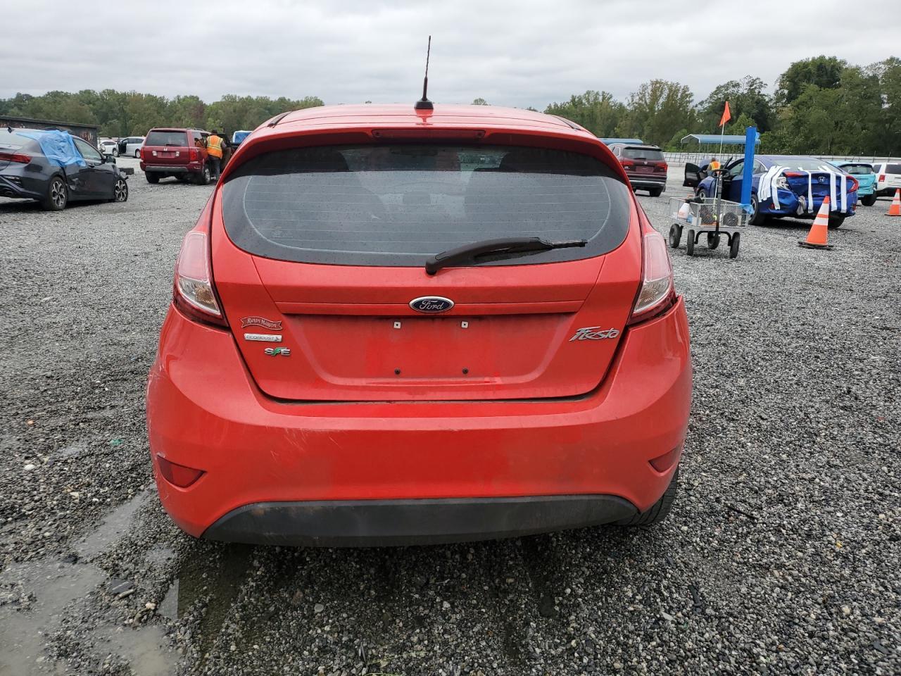 2015 FORD Fiesta