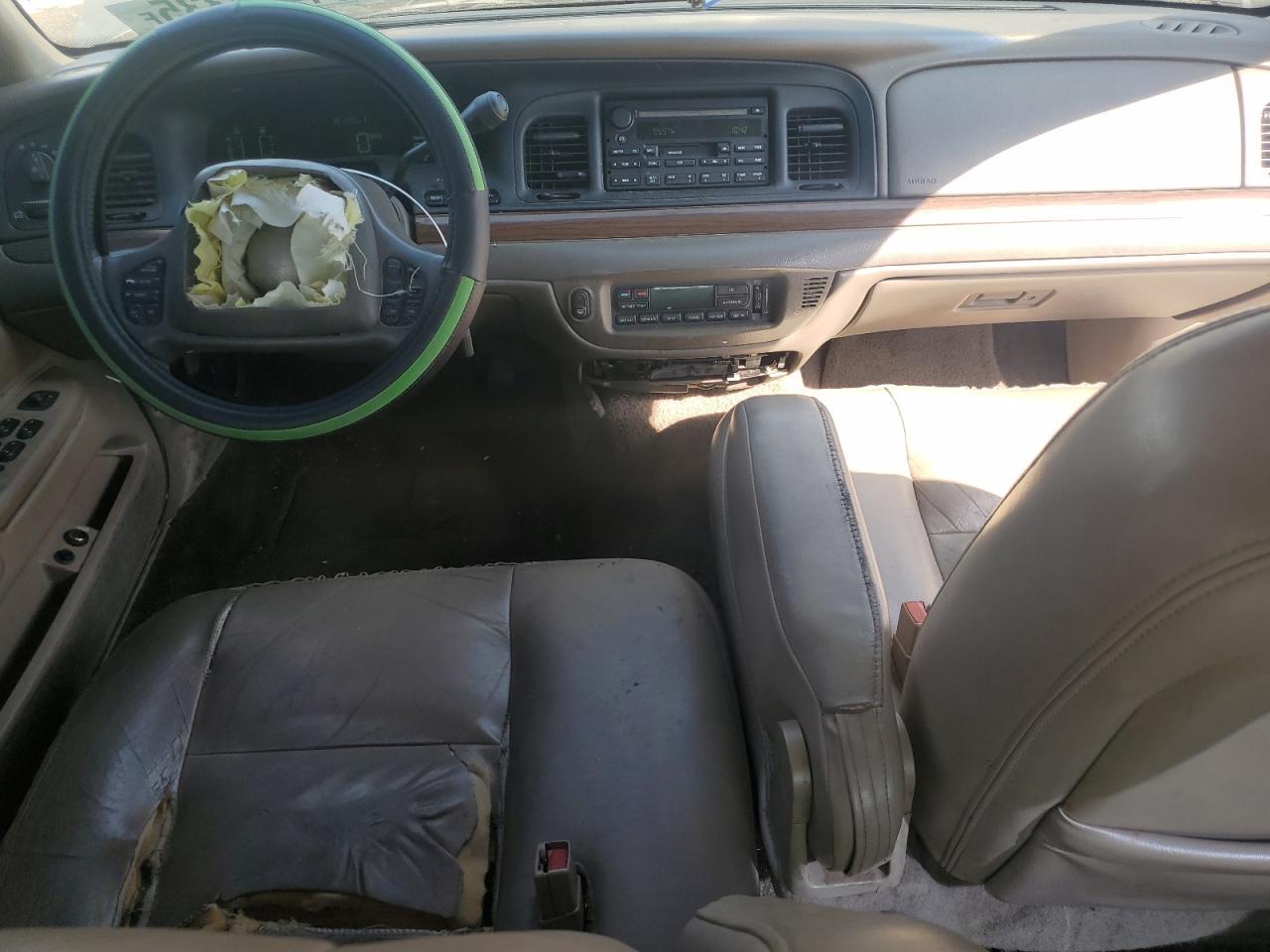 2003 FORD Crown Victoria