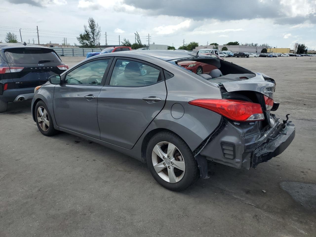2012 HYUNDAI ELANTRA