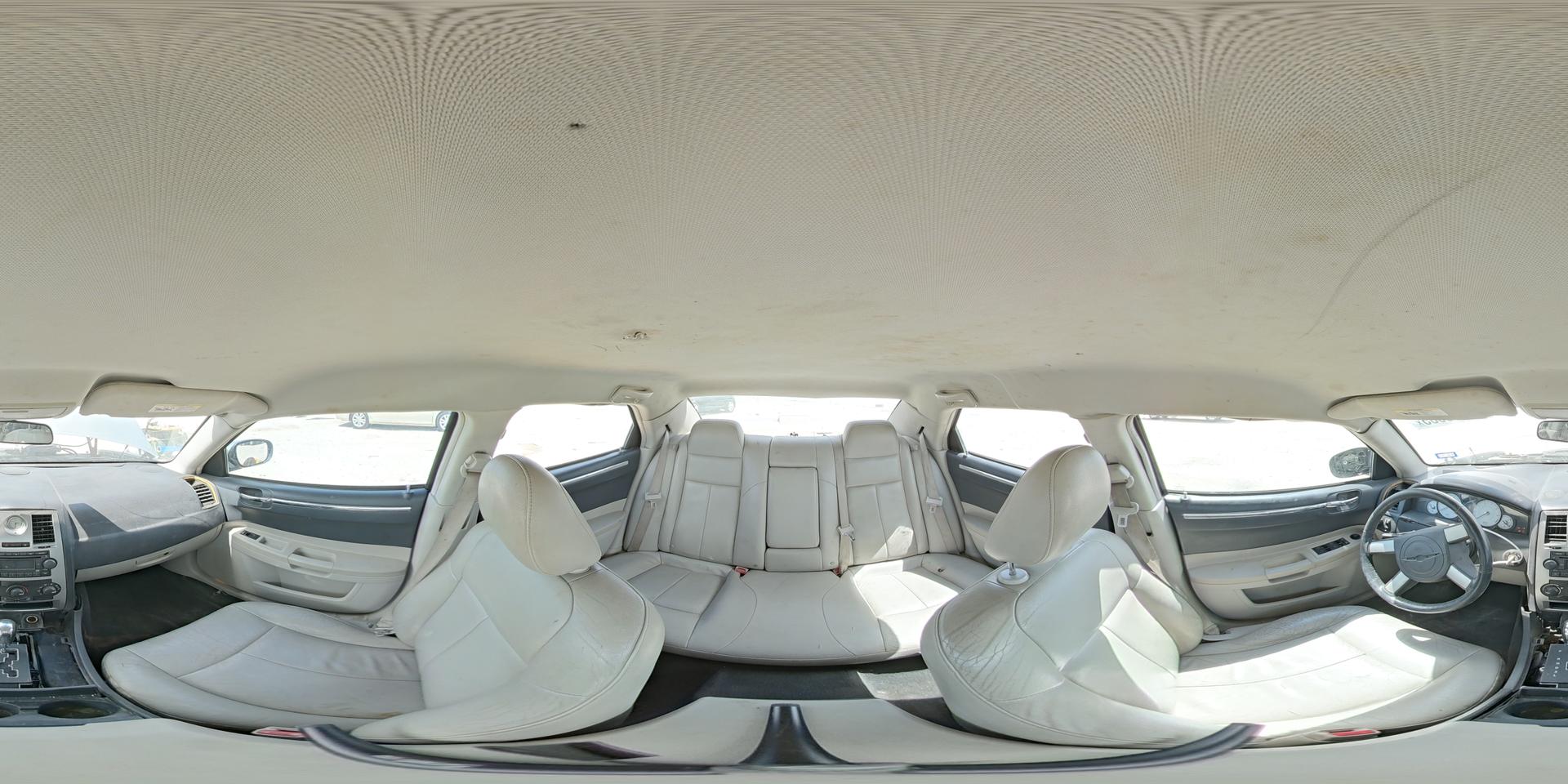 2005 CHRYSLER 300