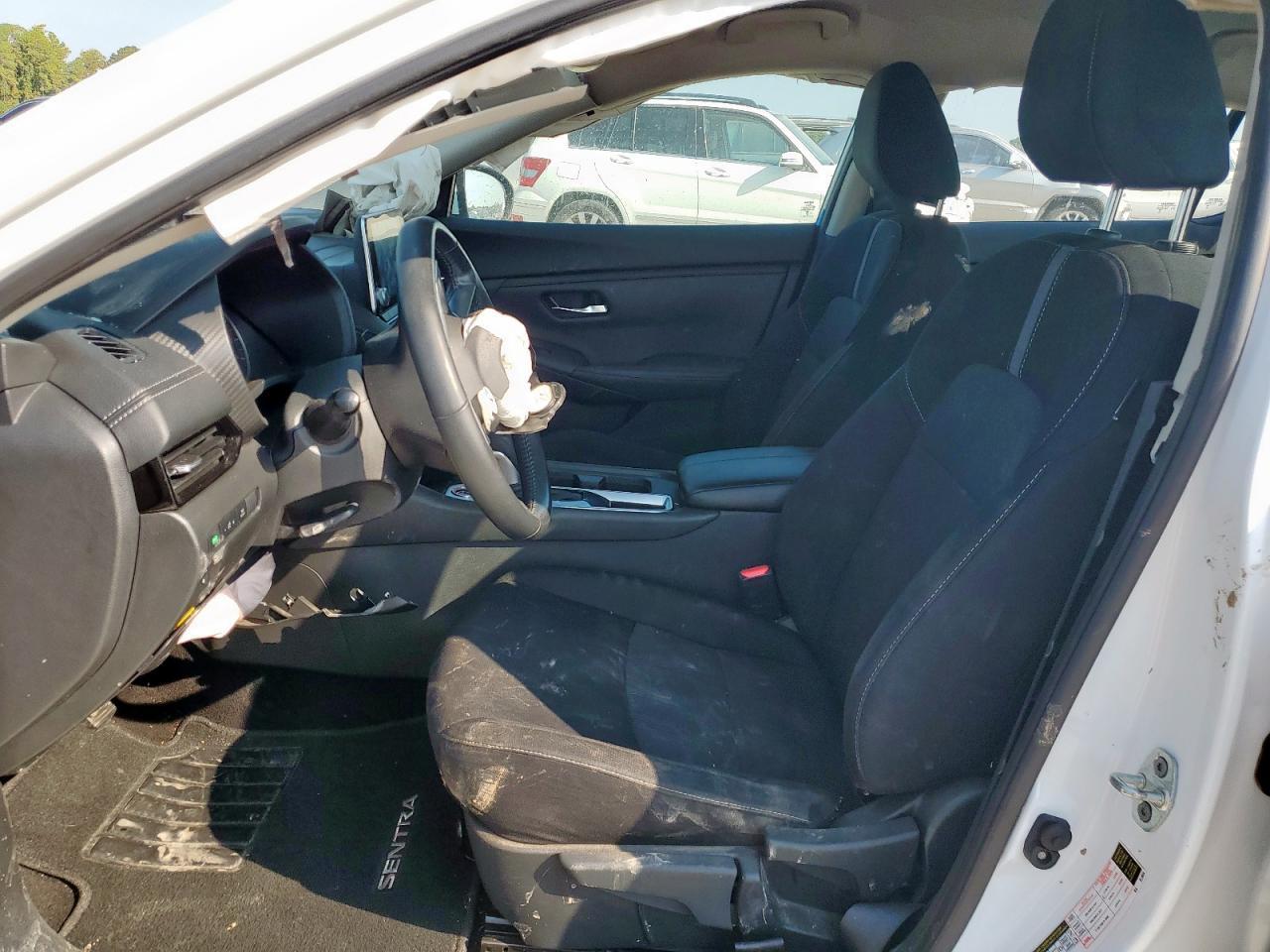 2022 NISSAN SENTRA