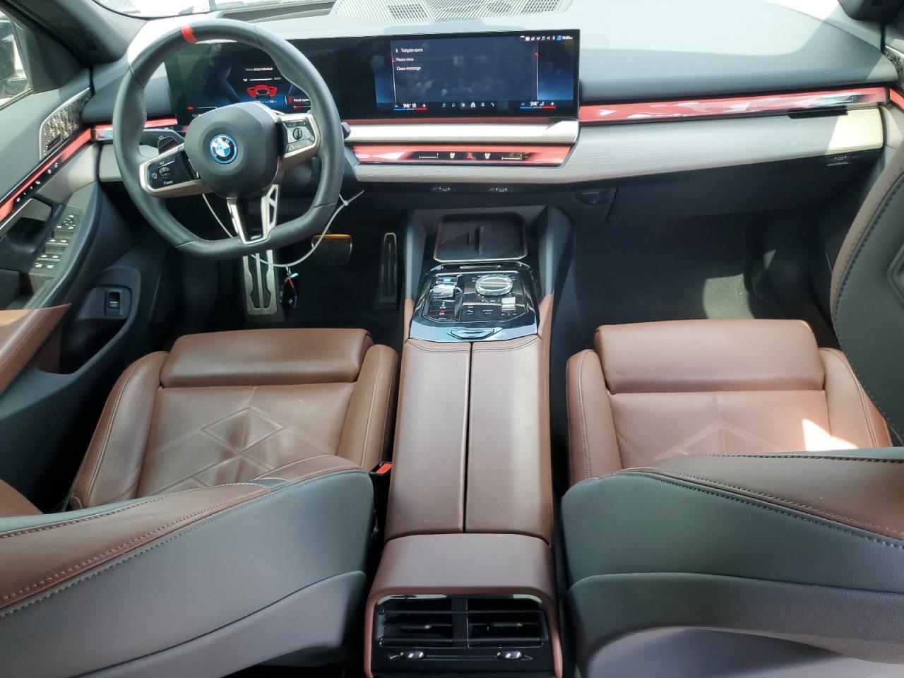 2024 BMW i5