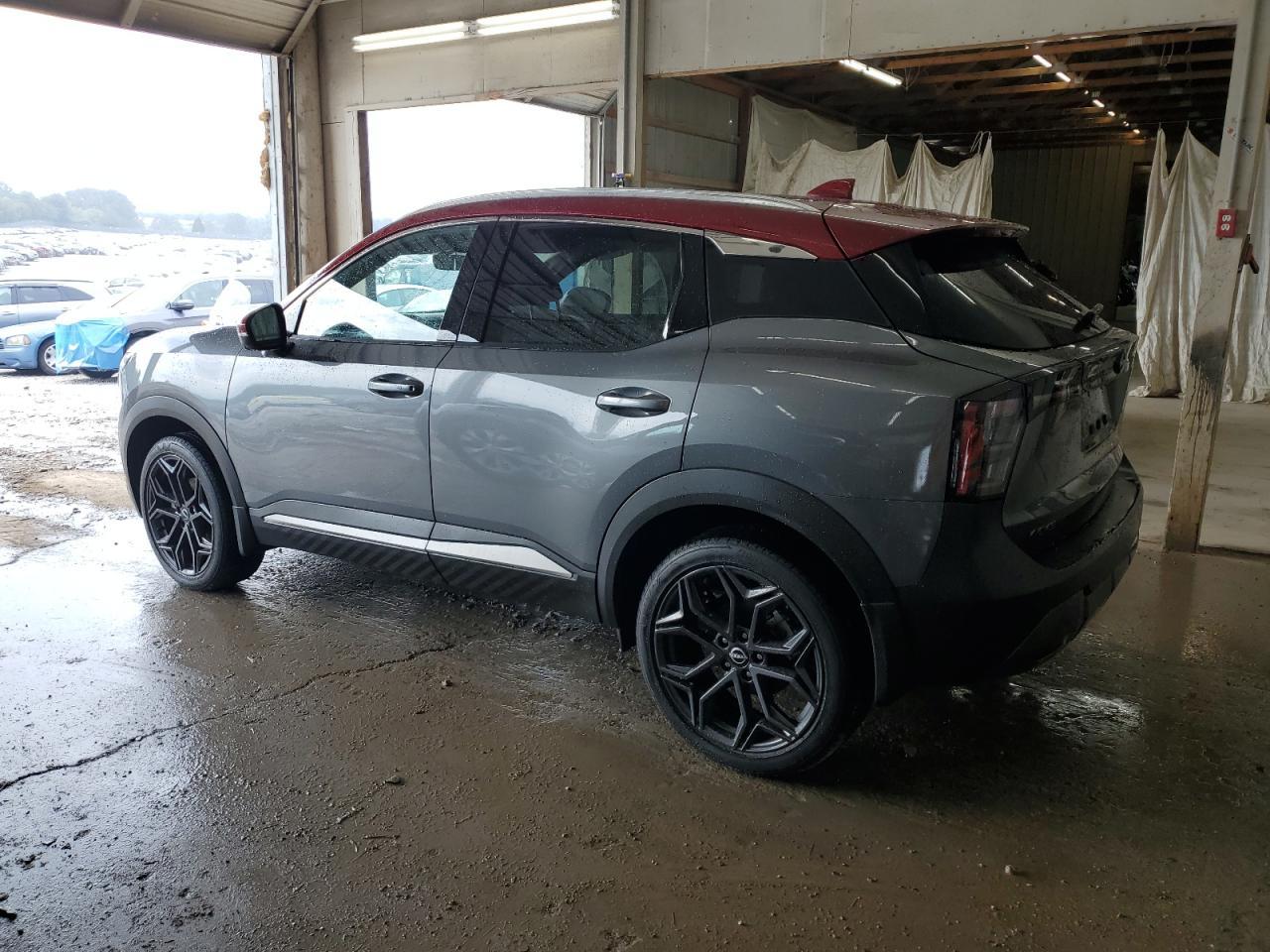 2025 NISSAN KICKS