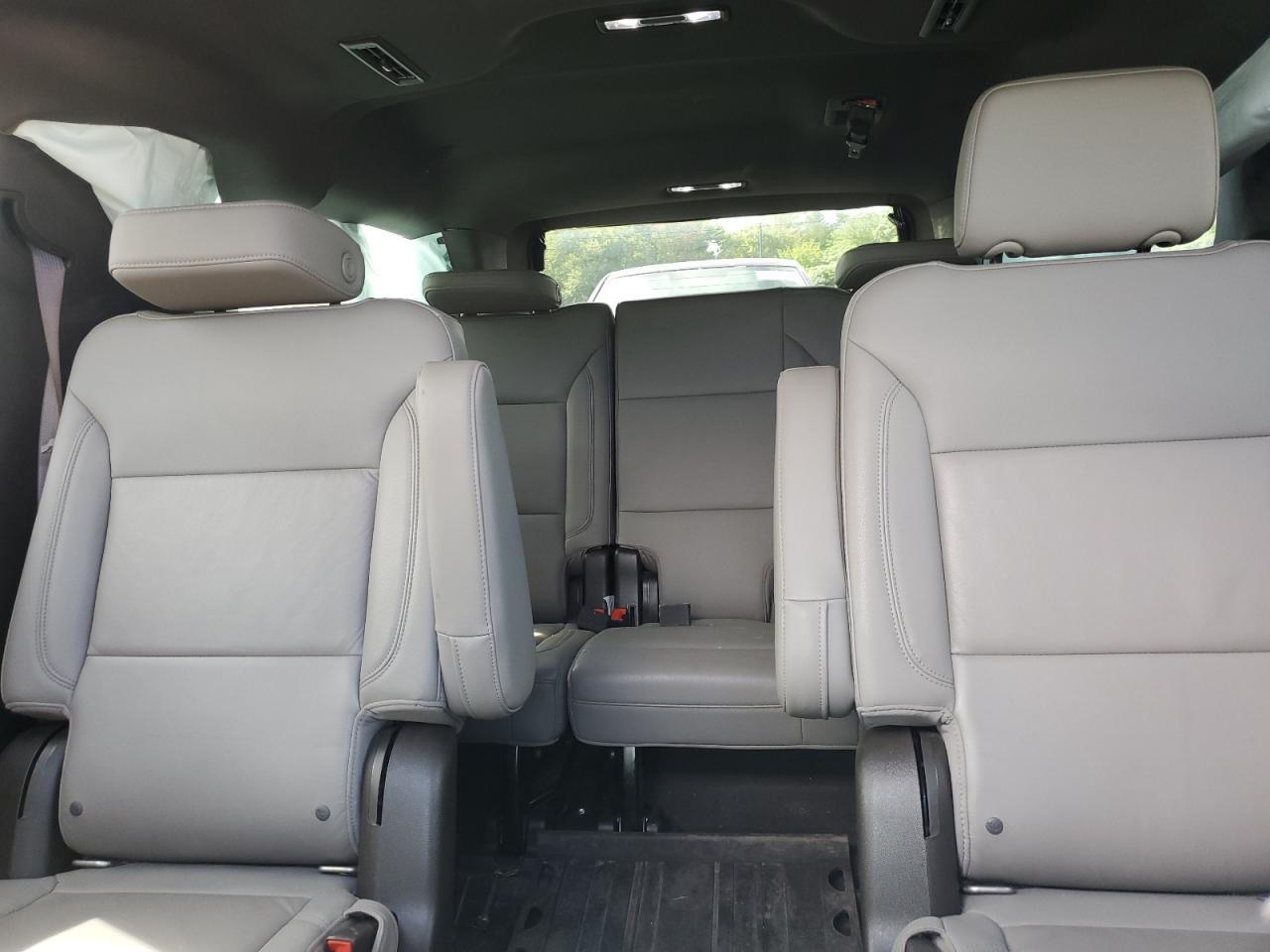2021 CHEVROLET Suburban