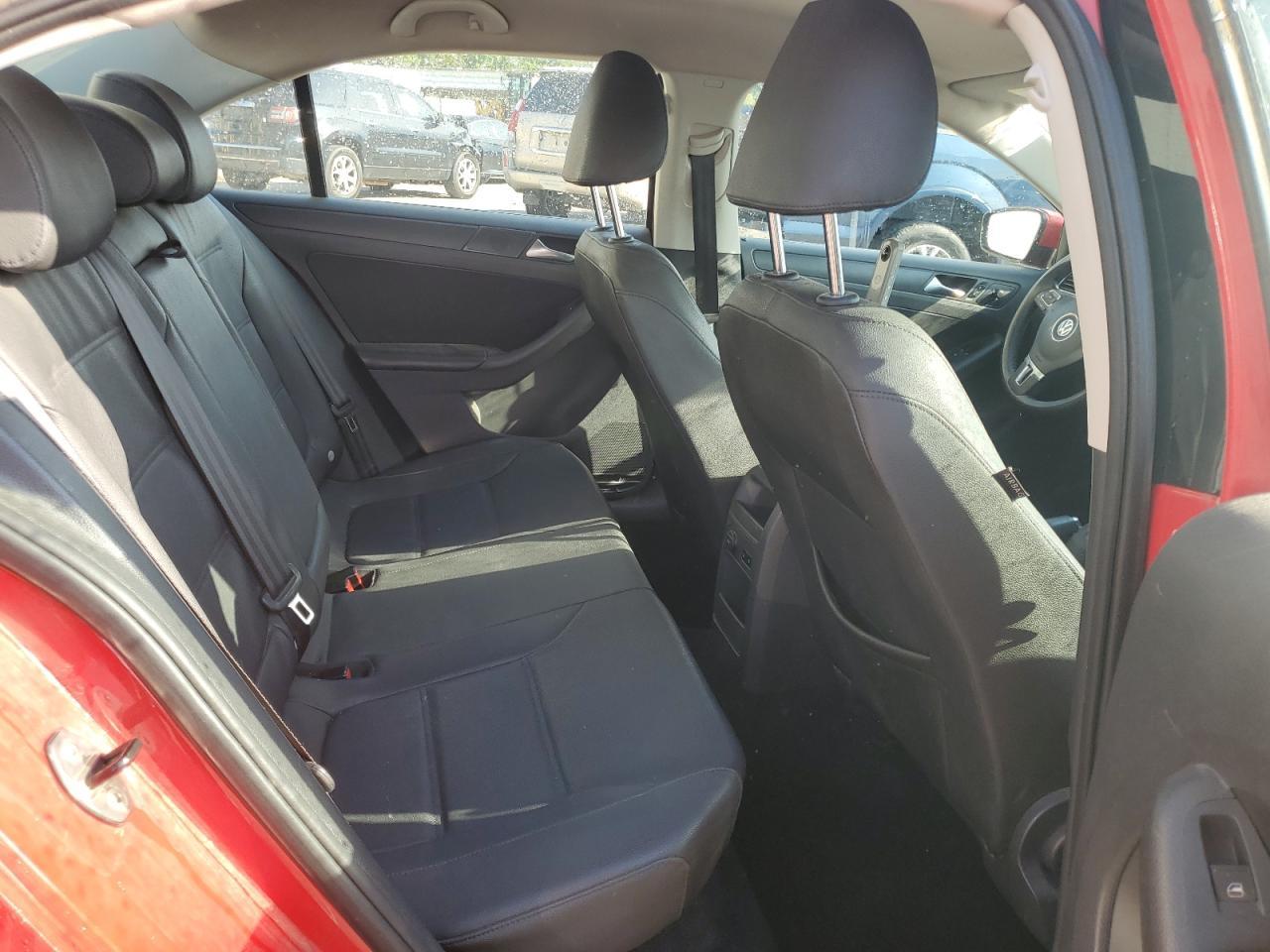2012 VOLKSWAGEN JETTA