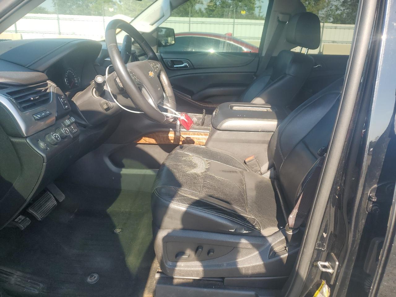 2016 CHEVROLET Suburban