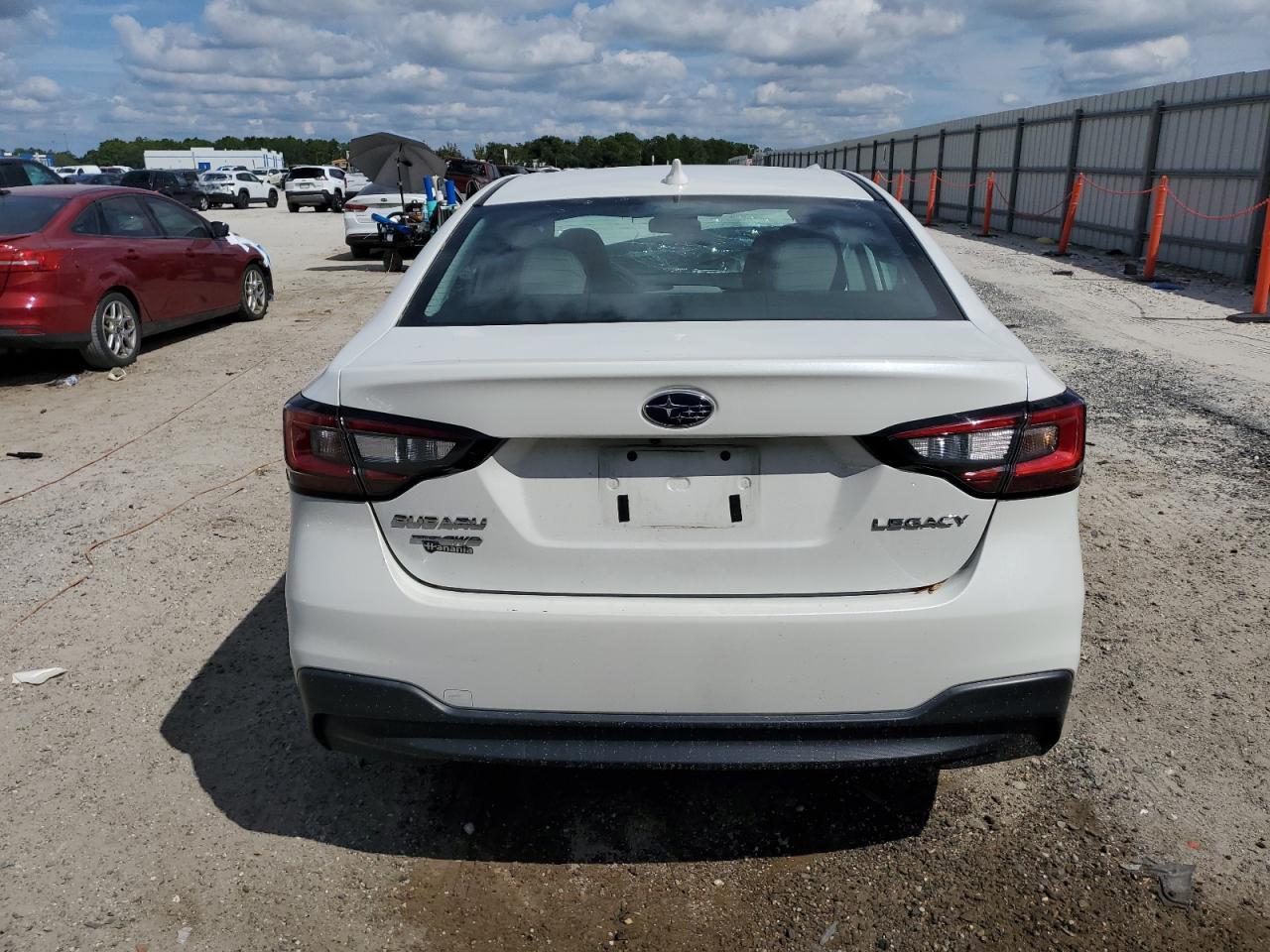 2024 SUBARU Legacy