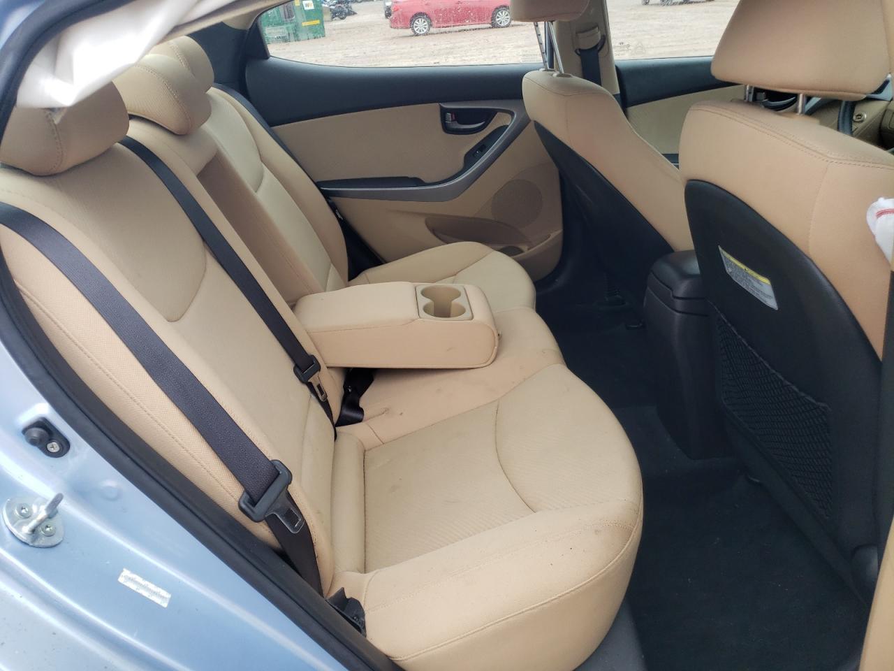 2013 HYUNDAI ELANTRA