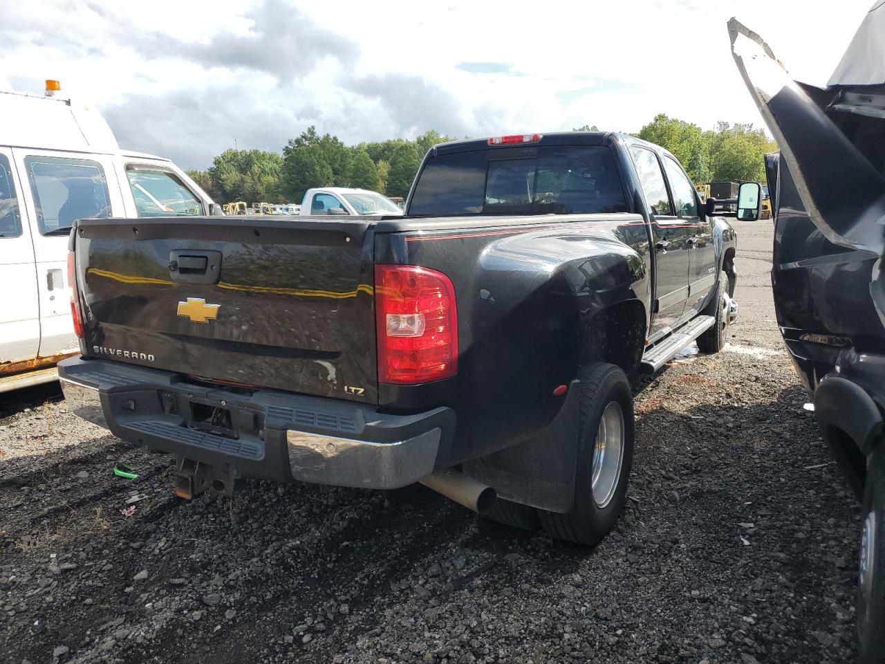 2012 CHEVROLET Silverado 3500